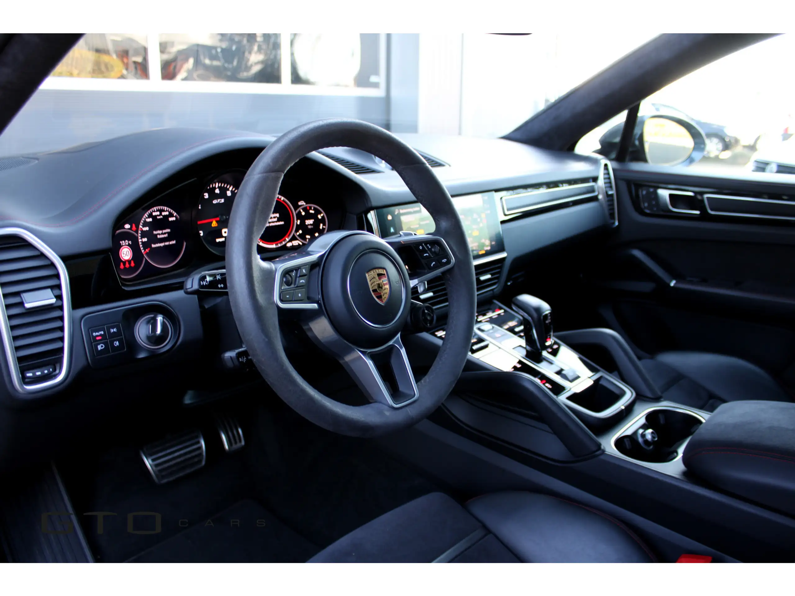 Porsche - Cayenne