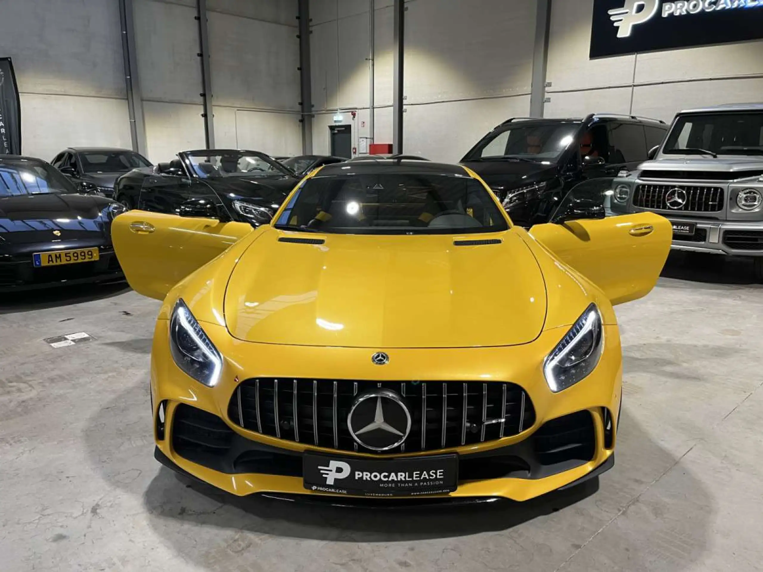 Mercedes-Benz - AMG GT