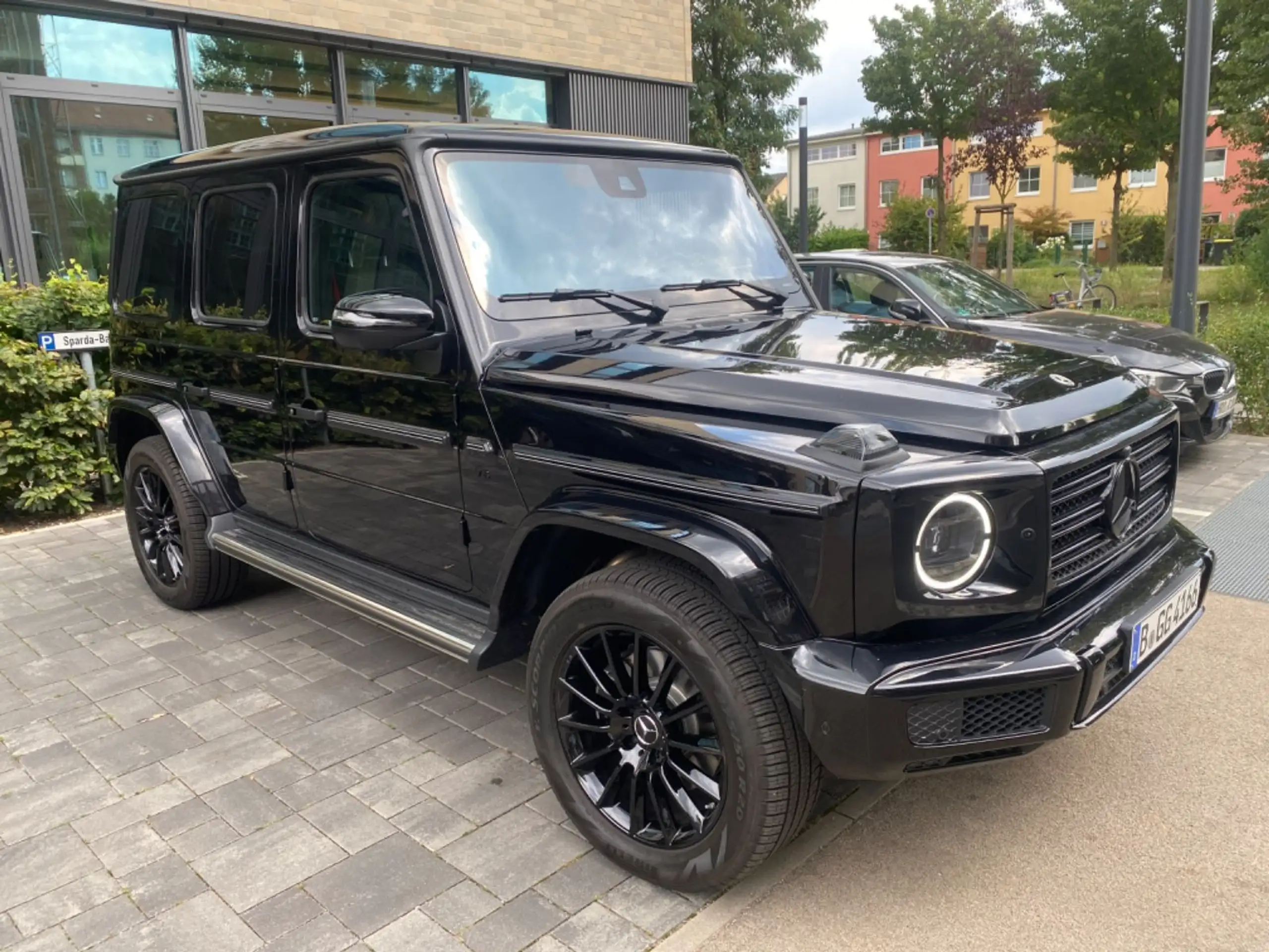 Mercedes-Benz - G 500