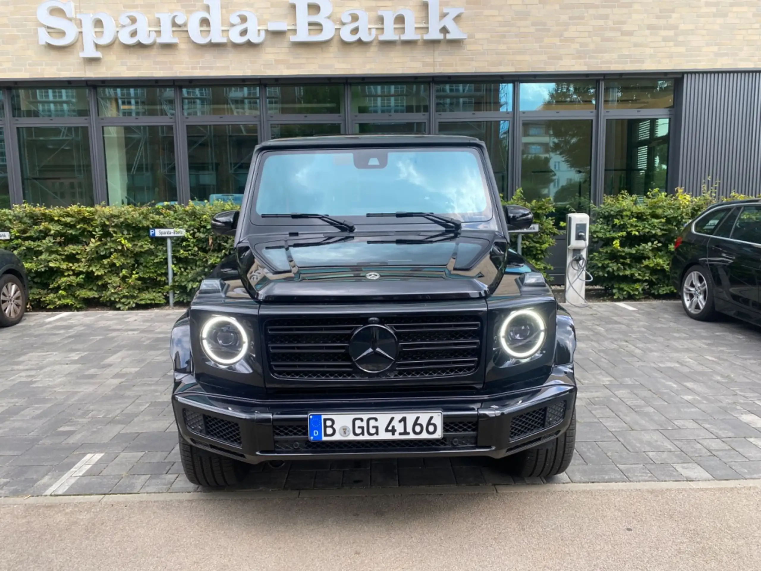 Mercedes-Benz - G 500