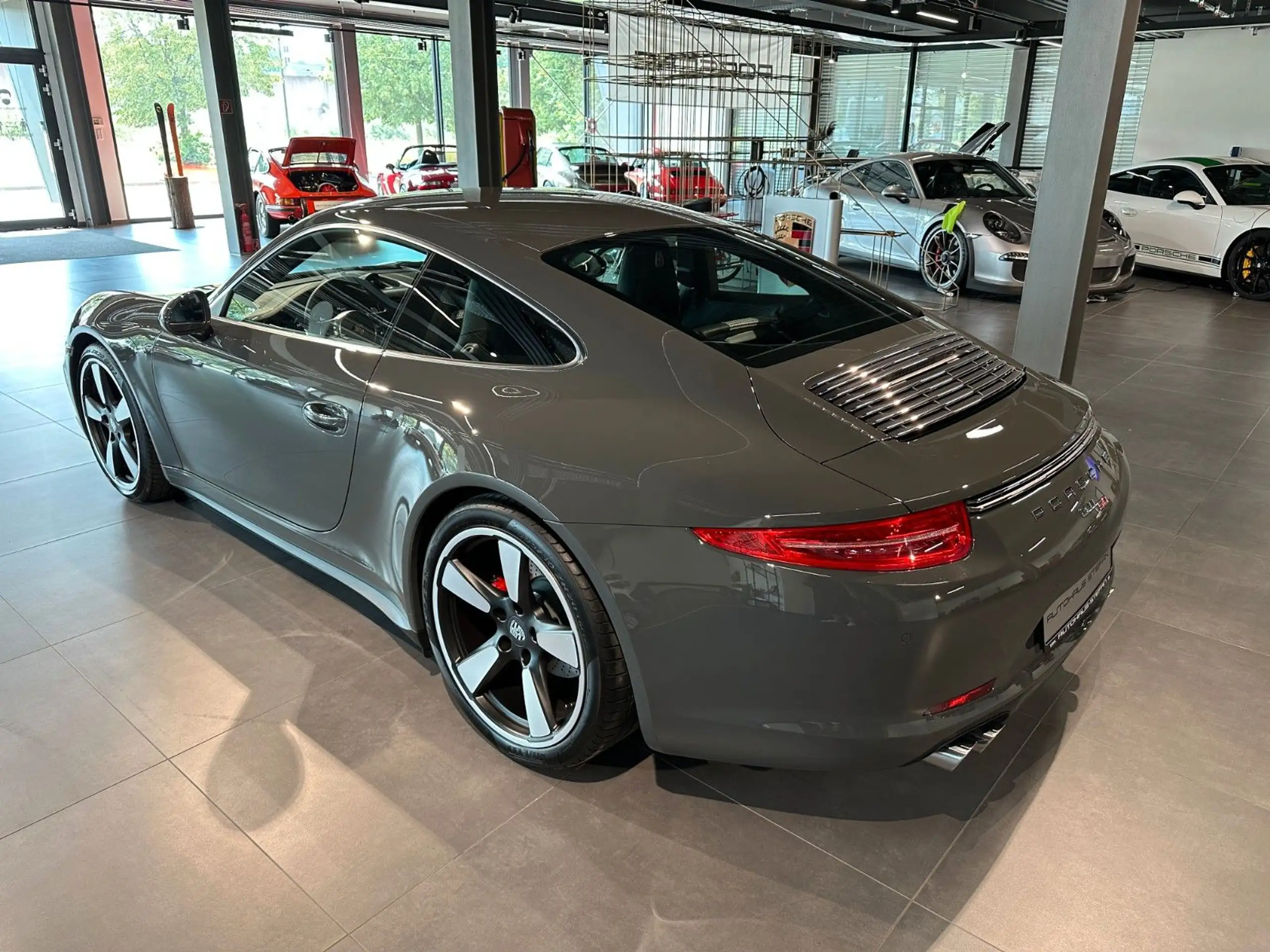 Porsche - 991