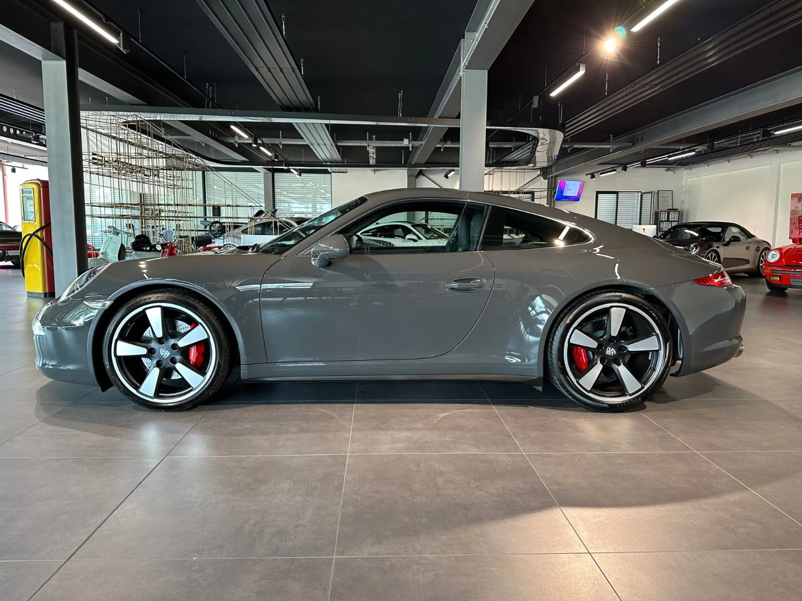 Porsche - 991