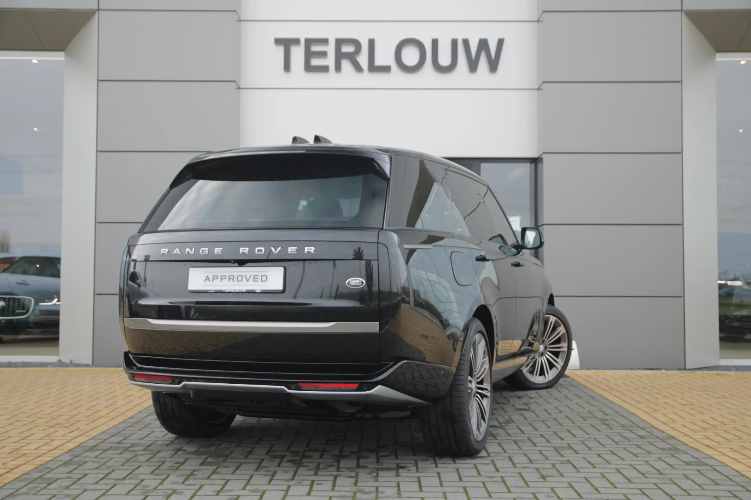 Land Rover - Range Rover