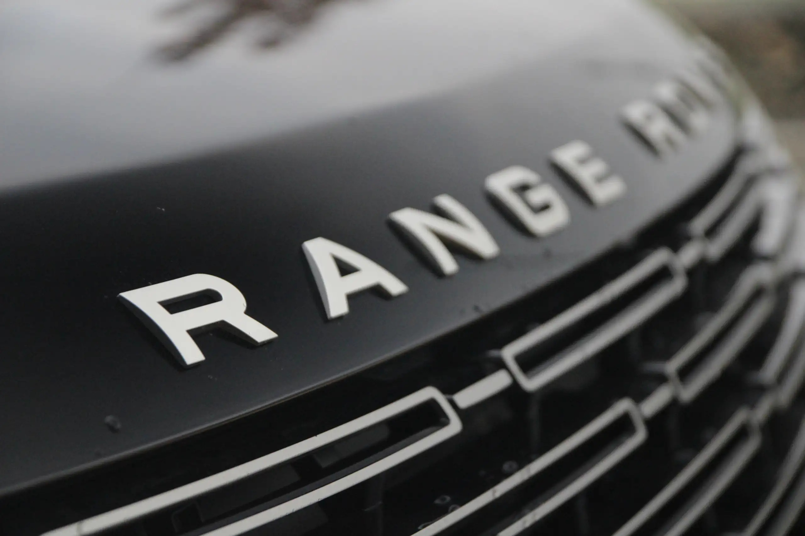 Land Rover - Range Rover