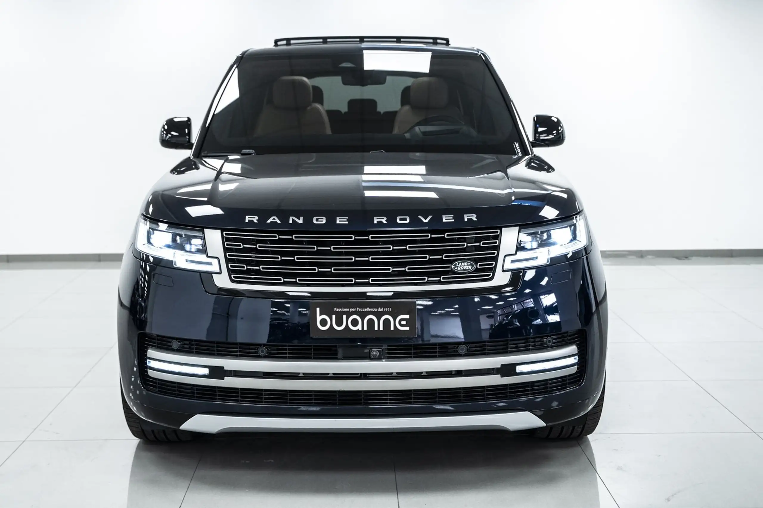 Land Rover - Range Rover