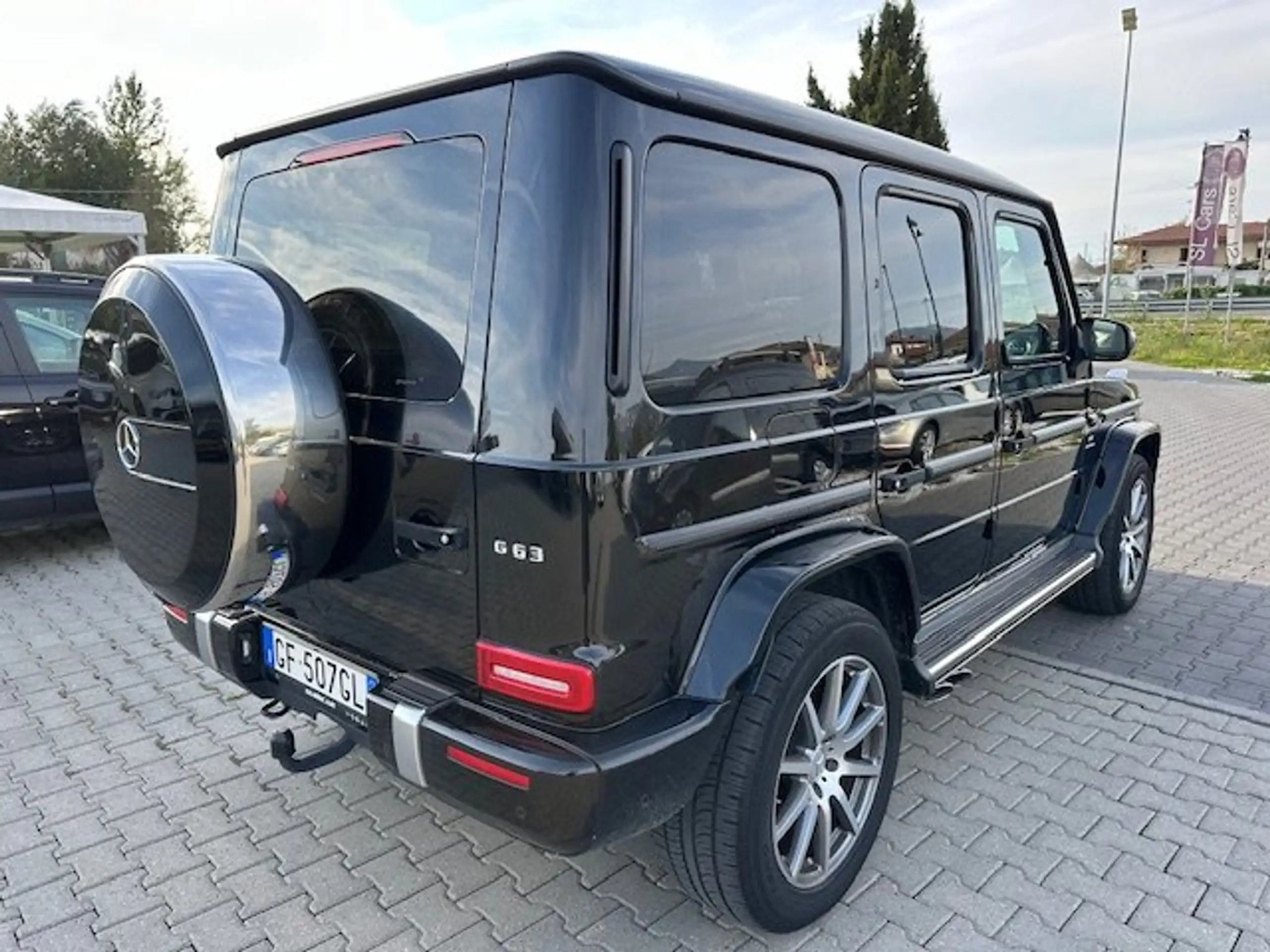 Mercedes-Benz - G 63 AMG