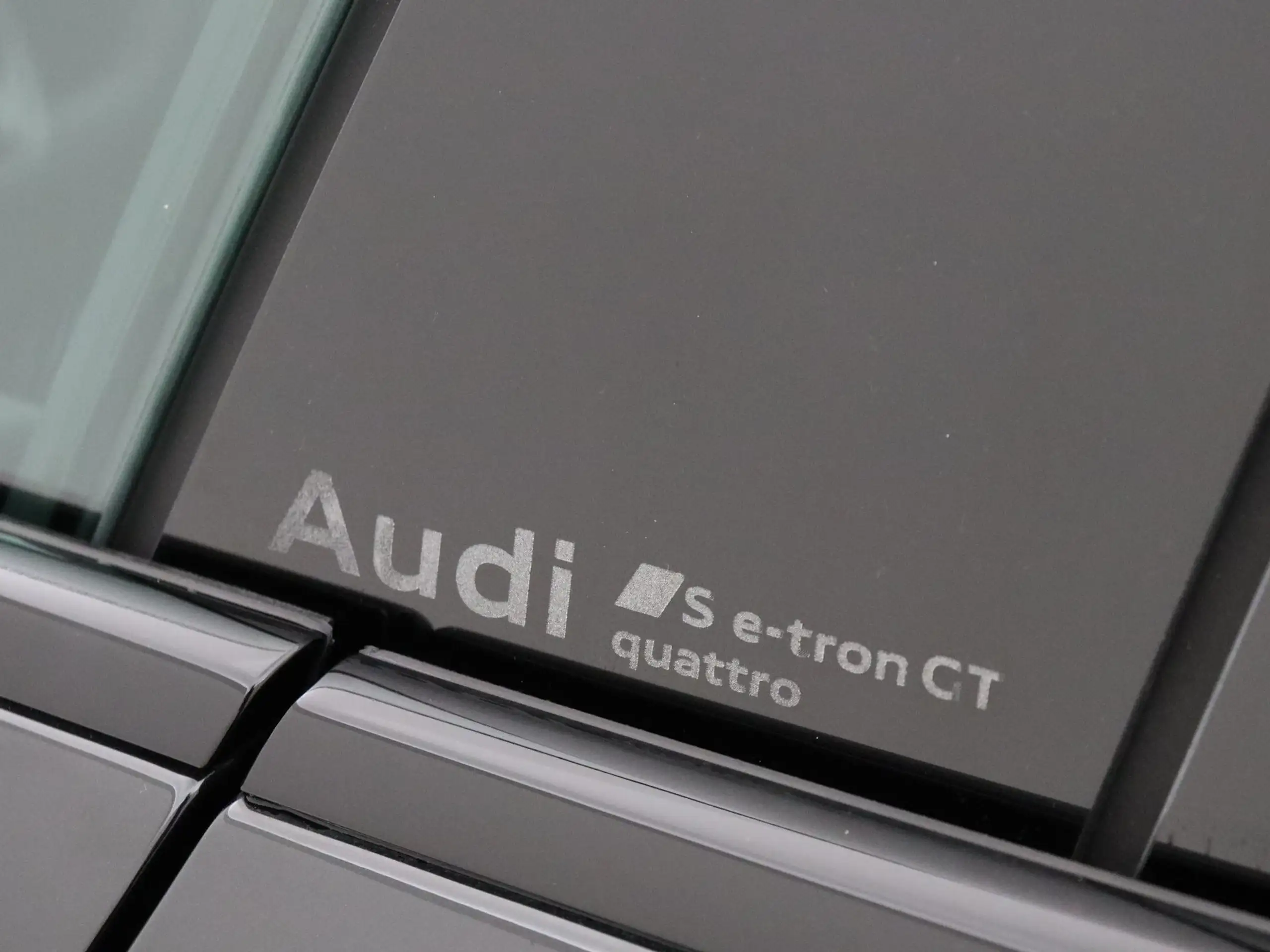 Audi - e-tron GT