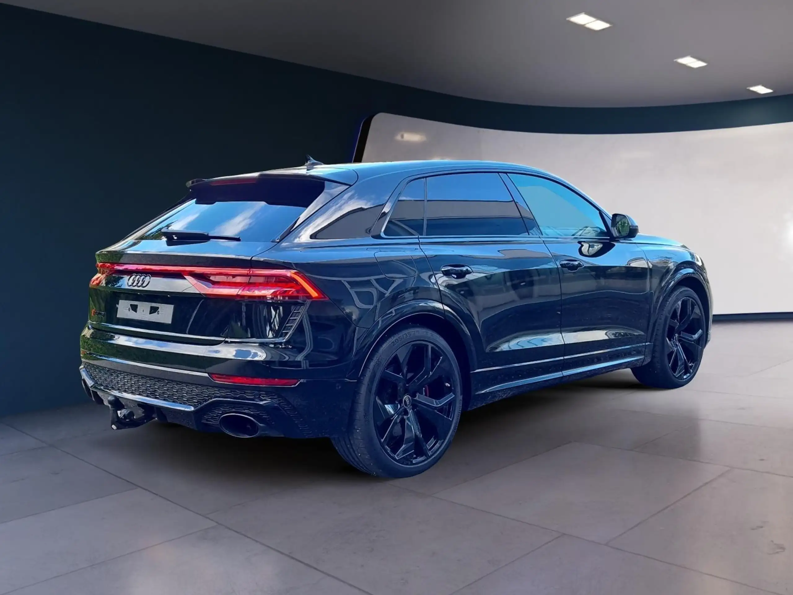 Audi - RS Q8