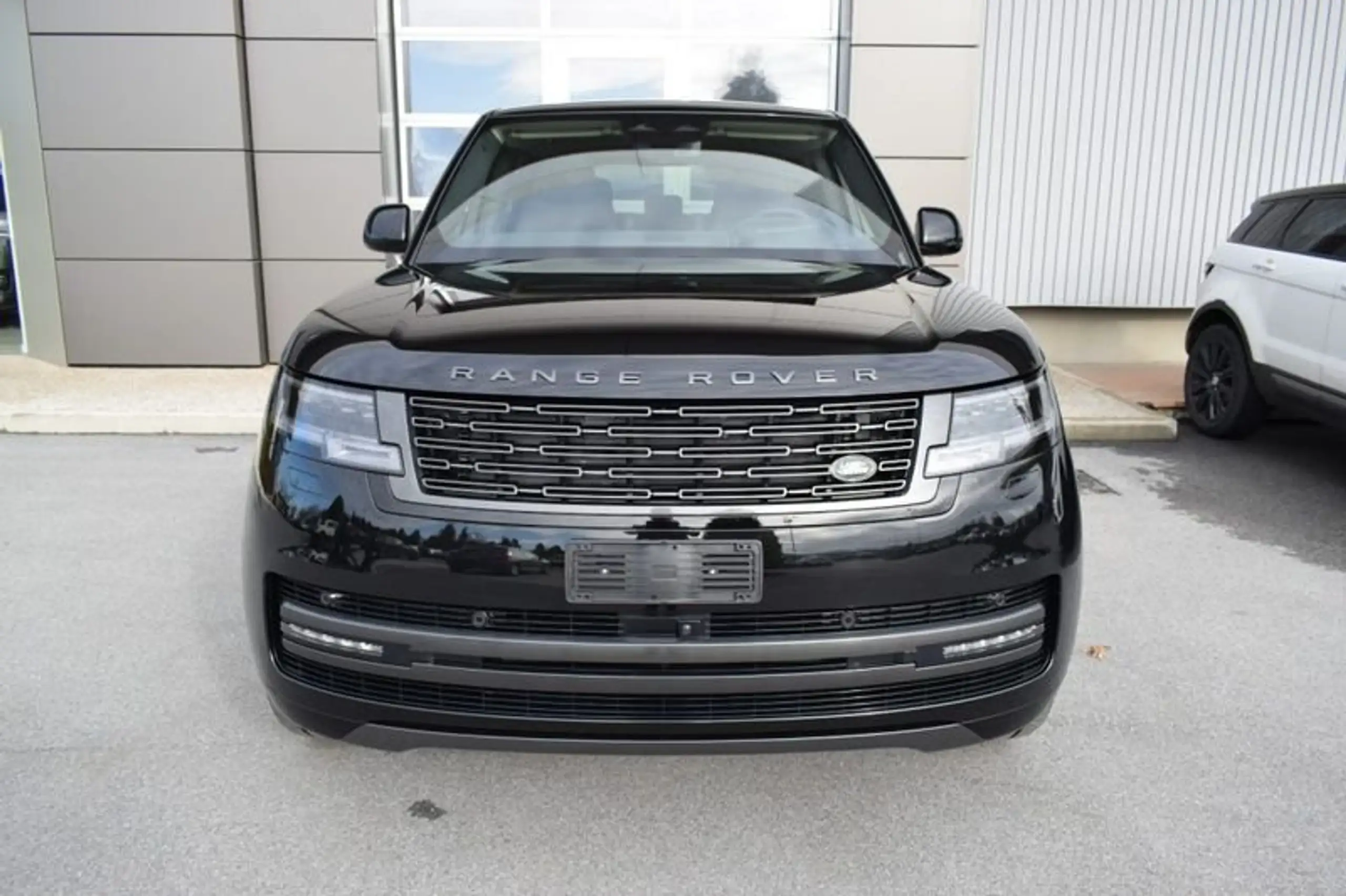 Land Rover - Range Rover