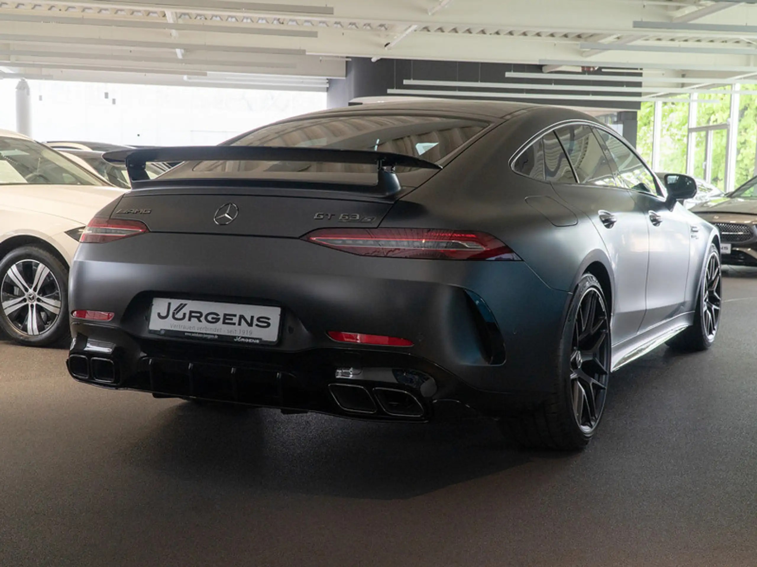 Mercedes-Benz - AMG GT