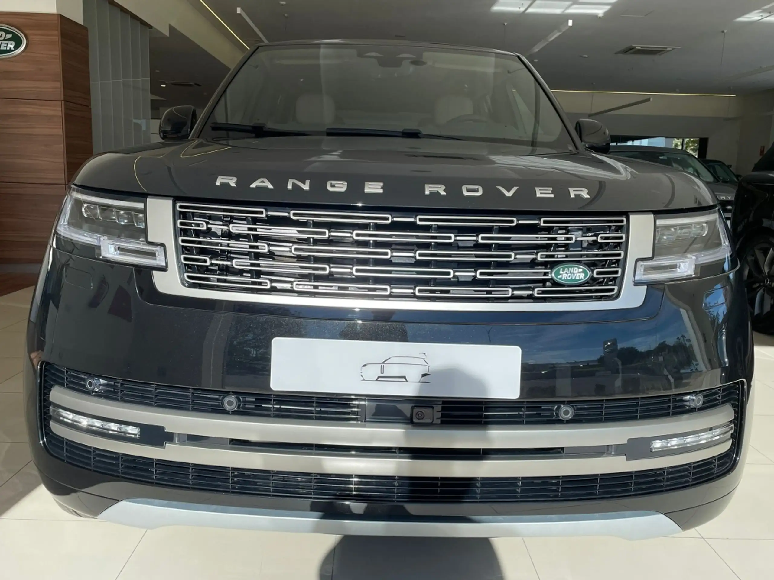 Land Rover - Range Rover