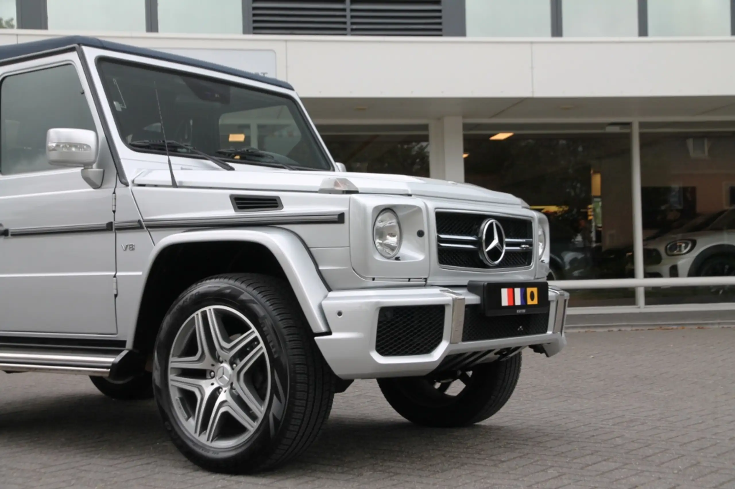 Mercedes-Benz - G 500