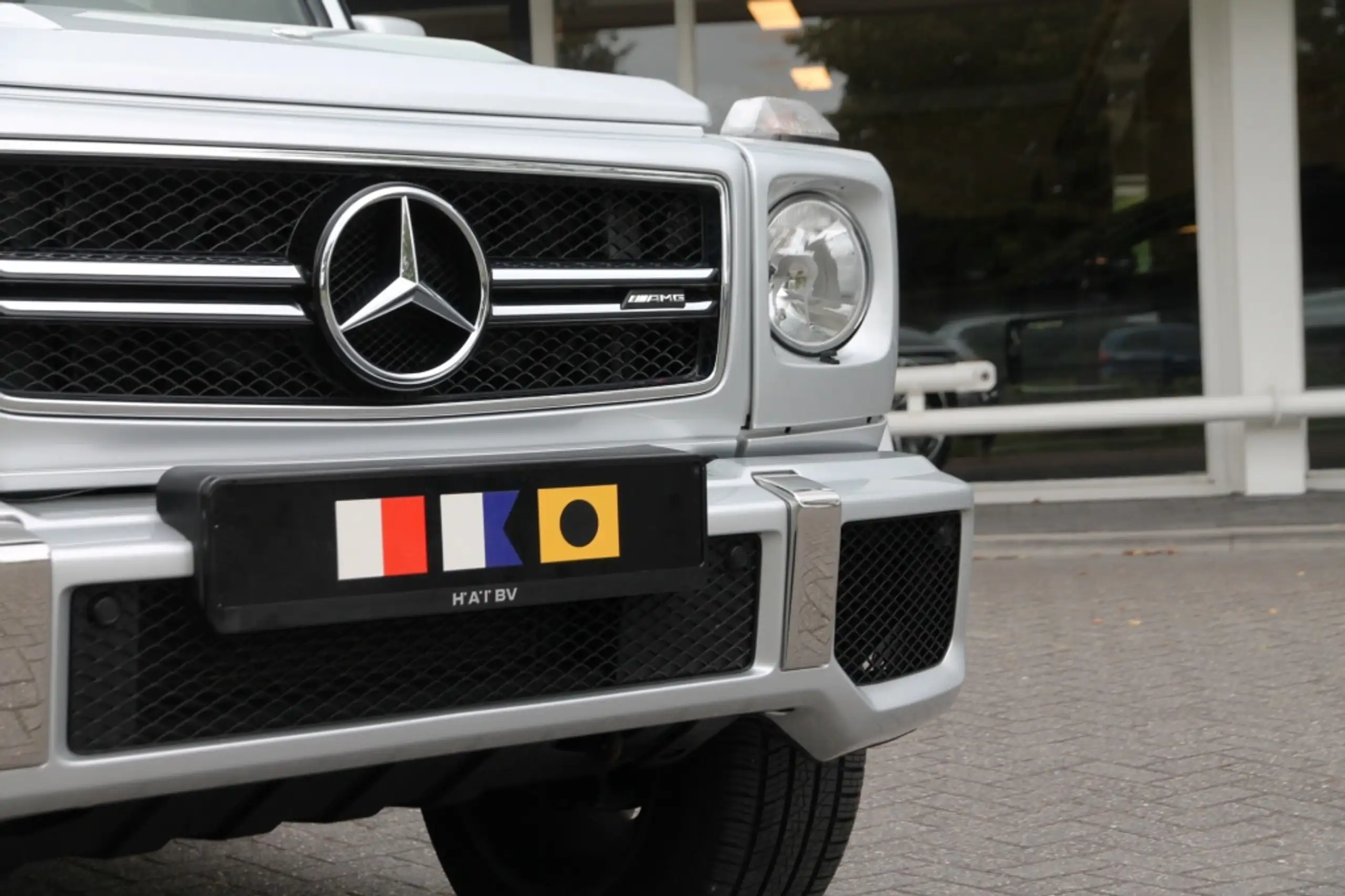 Mercedes-Benz - G 500