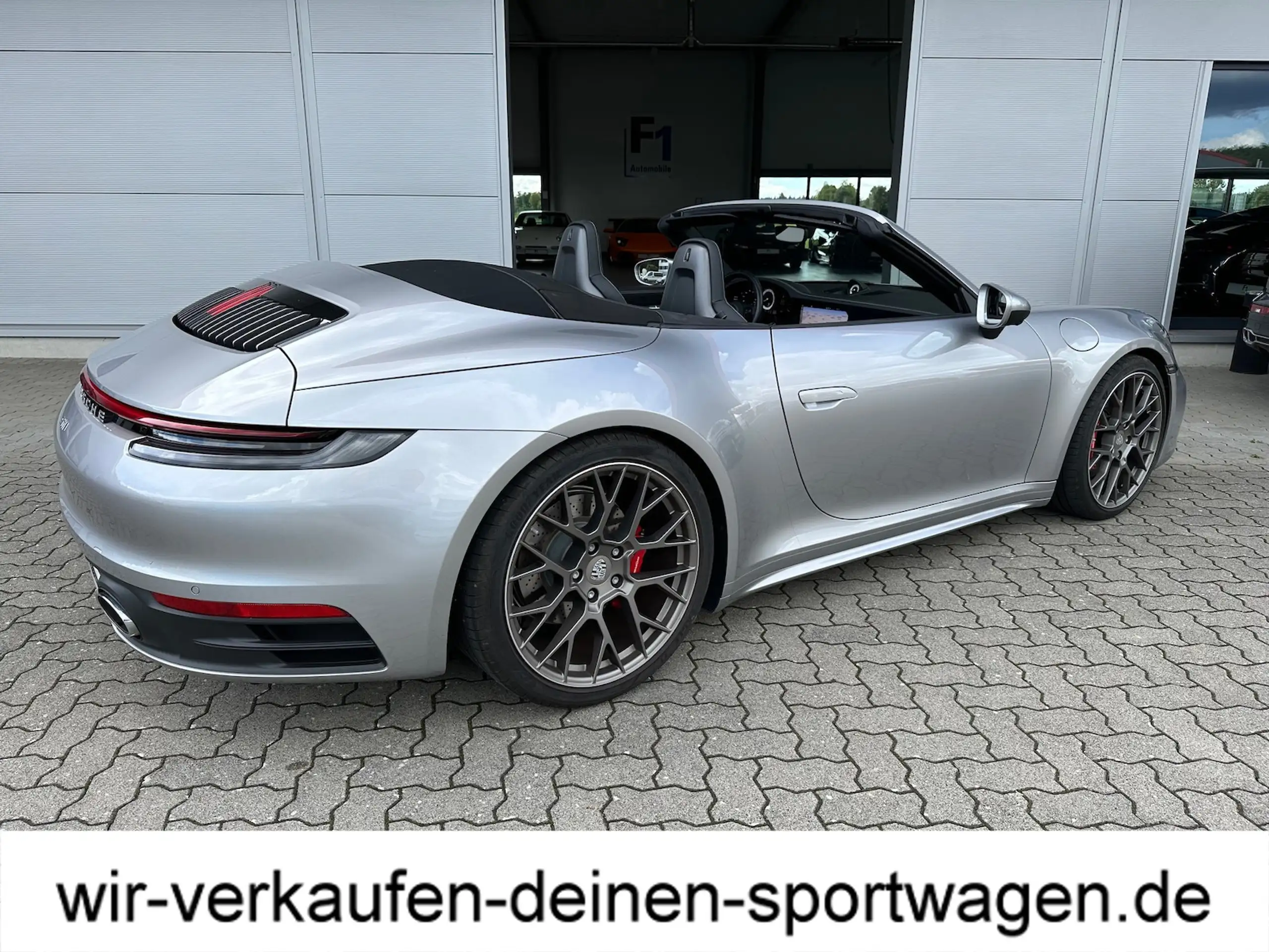 Porsche - 911