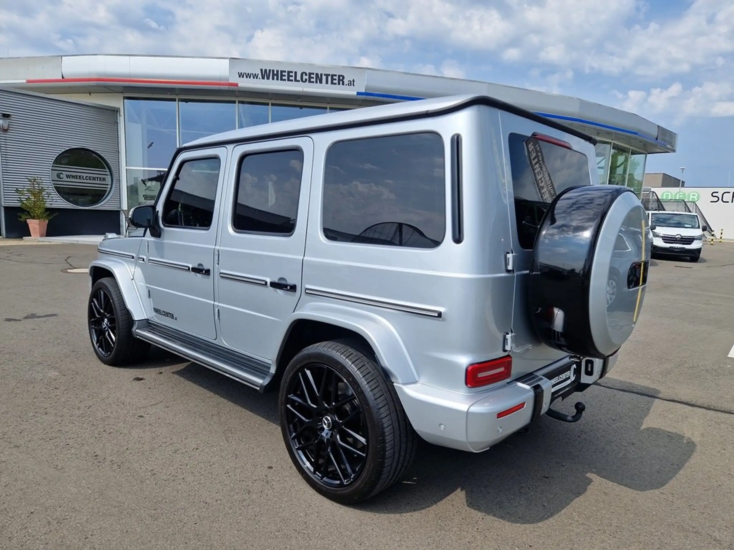 Mercedes-Benz - G 350