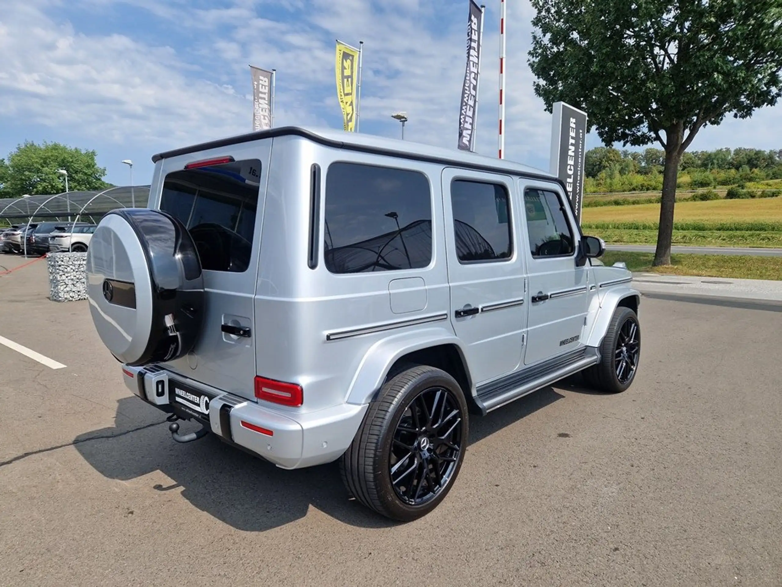 Mercedes-Benz - G 350