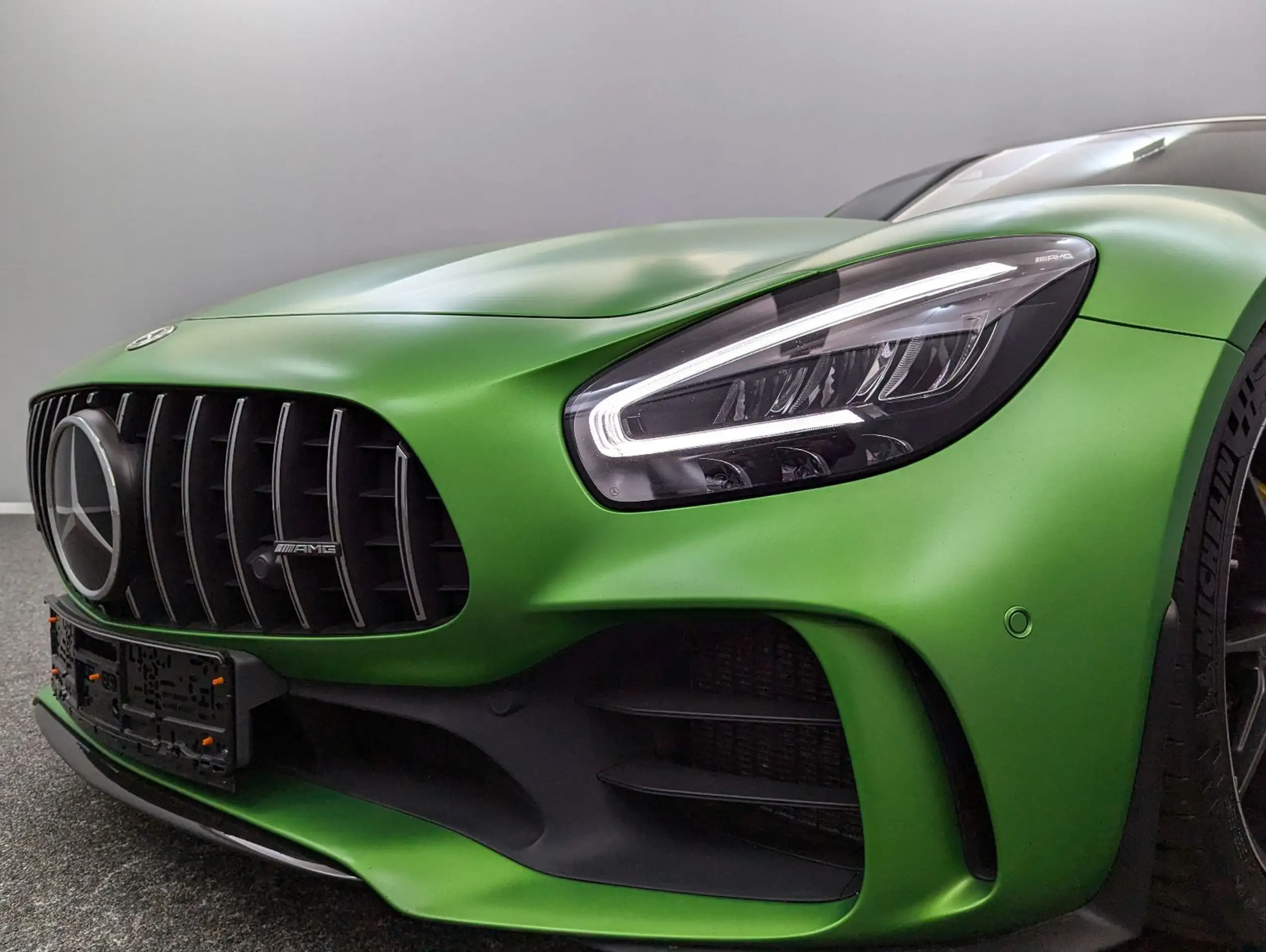 Mercedes-Benz - AMG GT