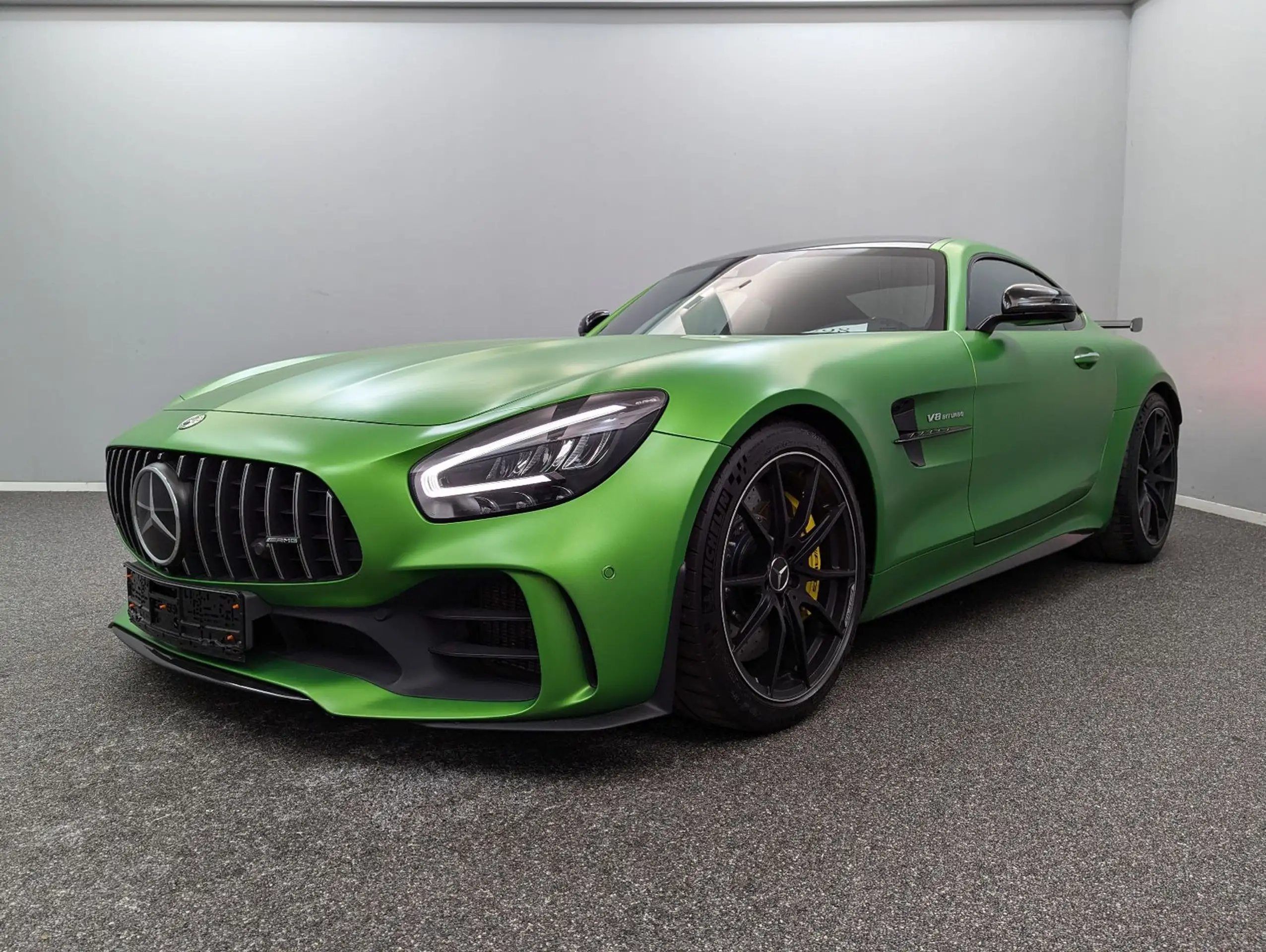 Mercedes-Benz - AMG GT