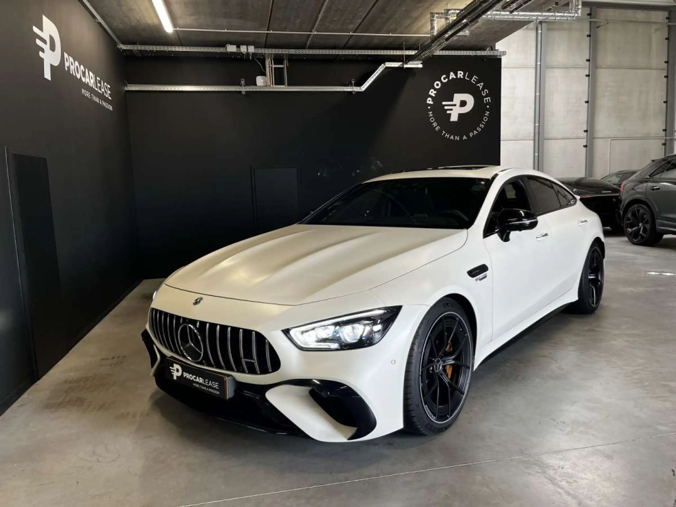 Mercedes-Benz - AMG GT