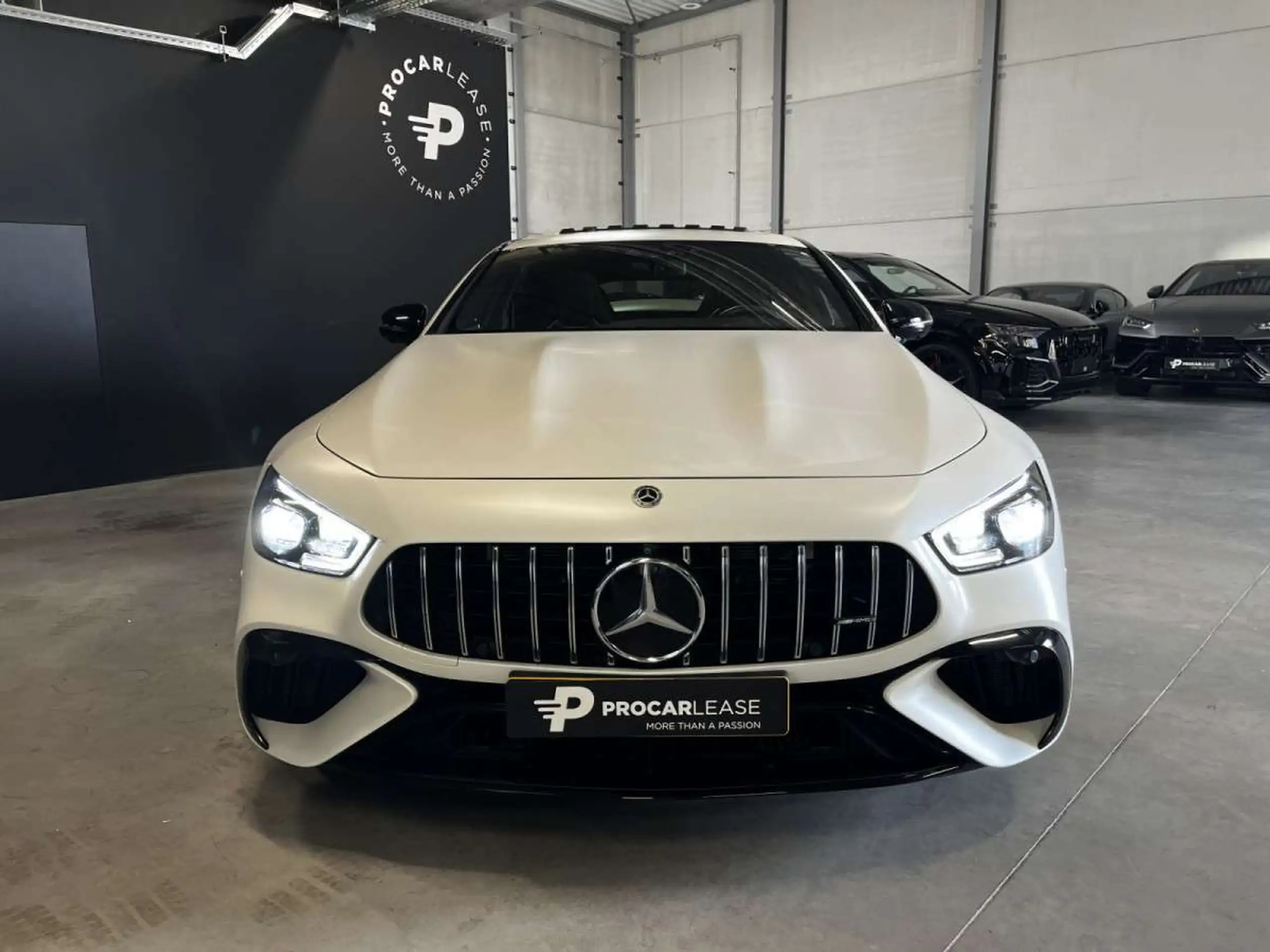 Mercedes-Benz - AMG GT