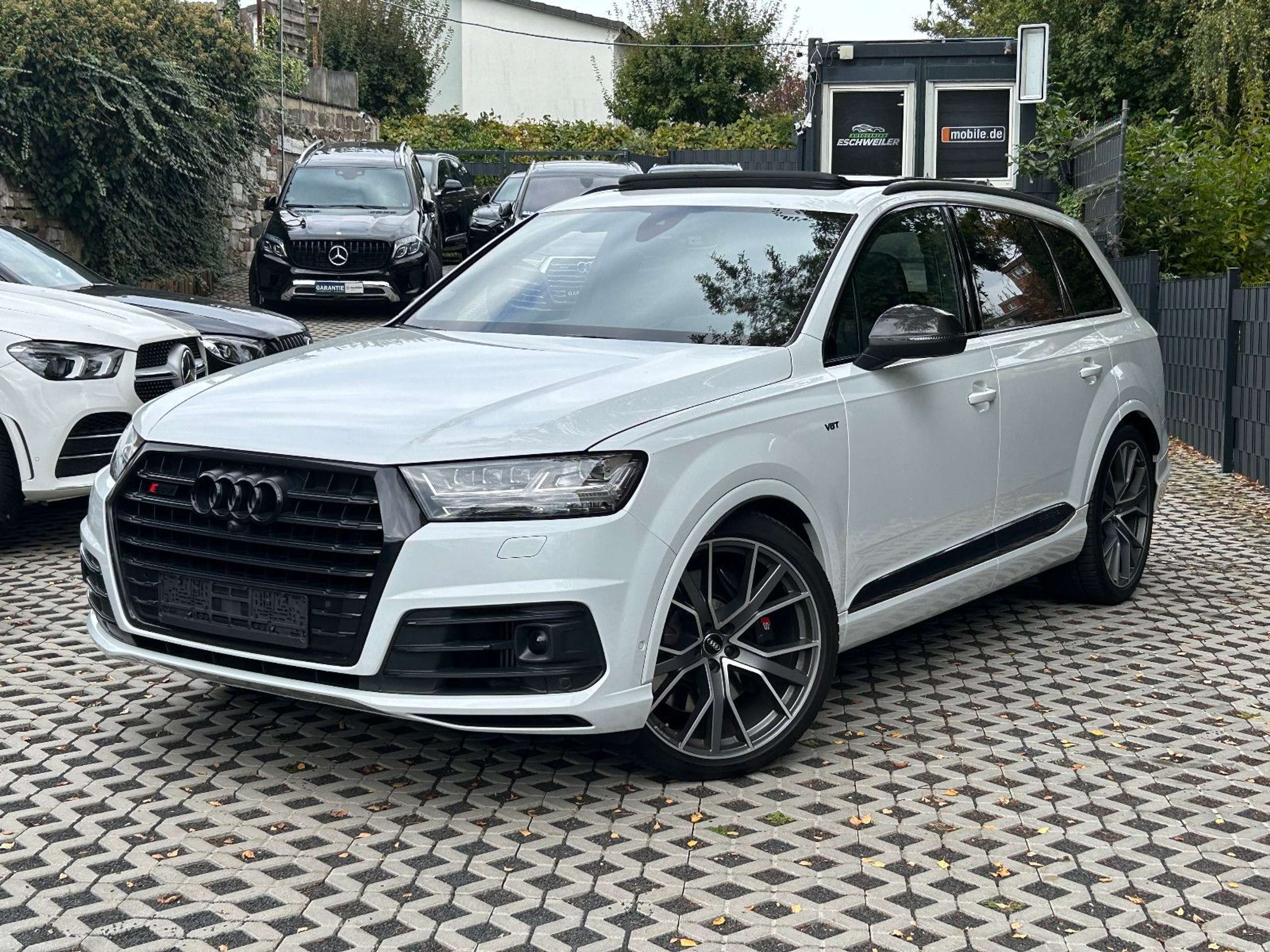 Audi - SQ7