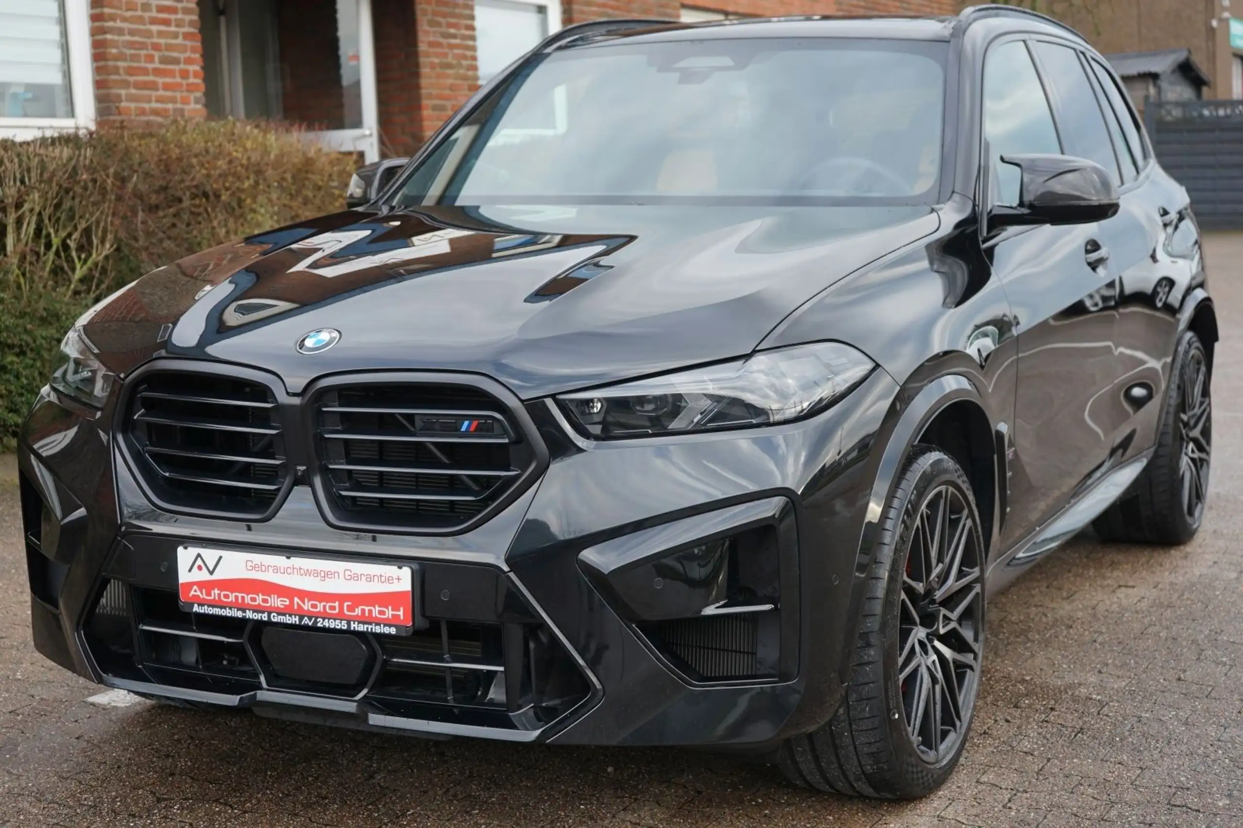 BMW - X5 M