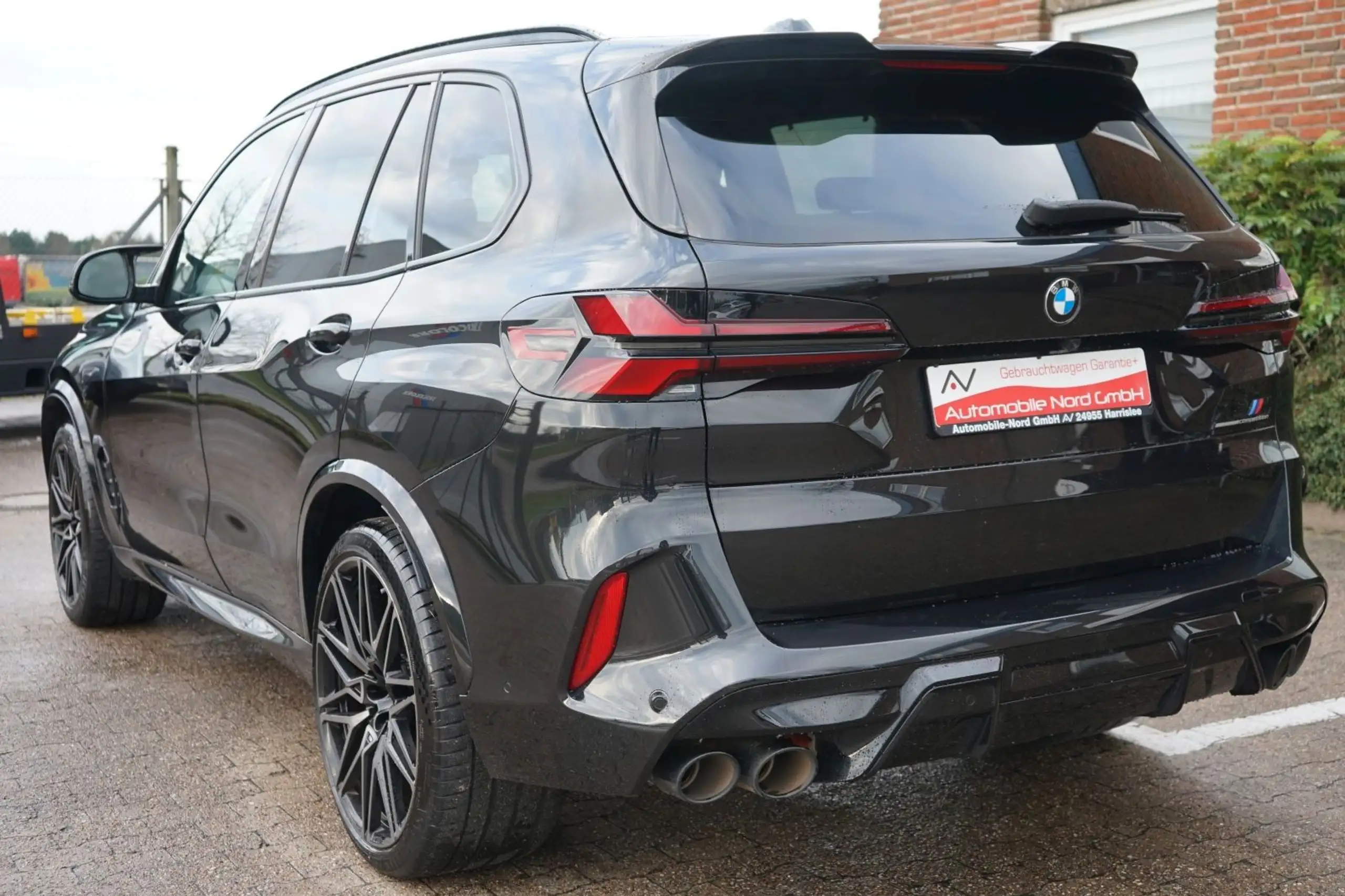 BMW - X5 M