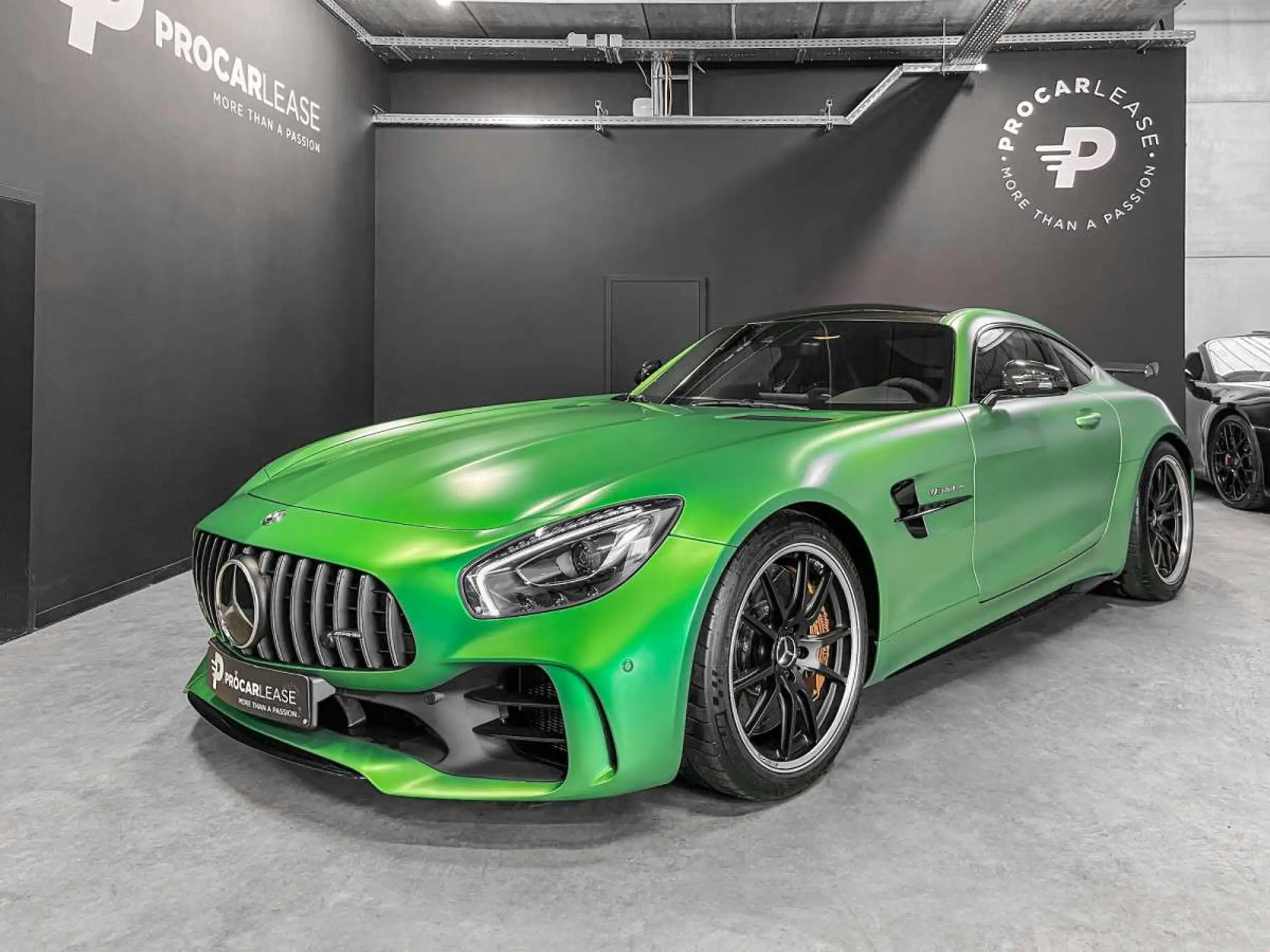 Mercedes-Benz - AMG GT