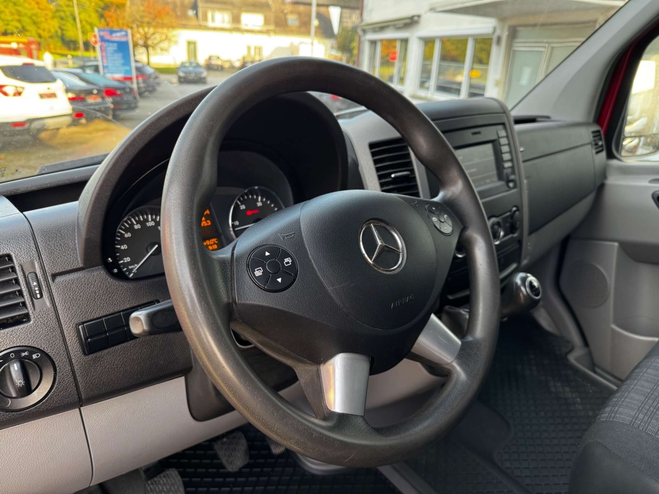 Mercedes-Benz - Sprinter