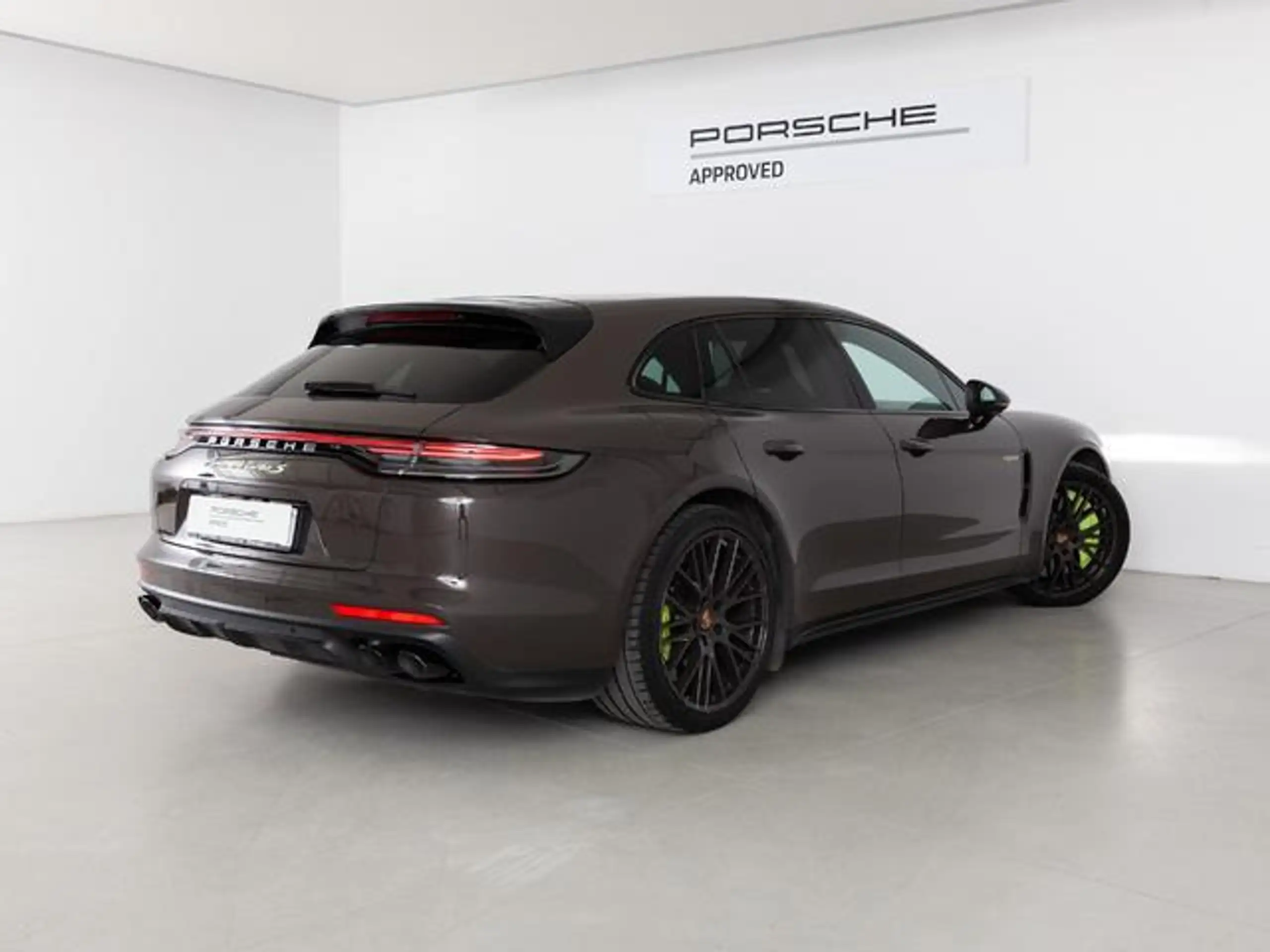 Porsche - Panamera