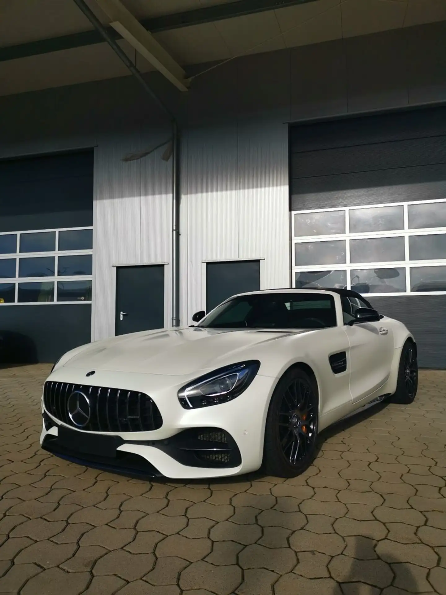 Mercedes-Benz - AMG GT