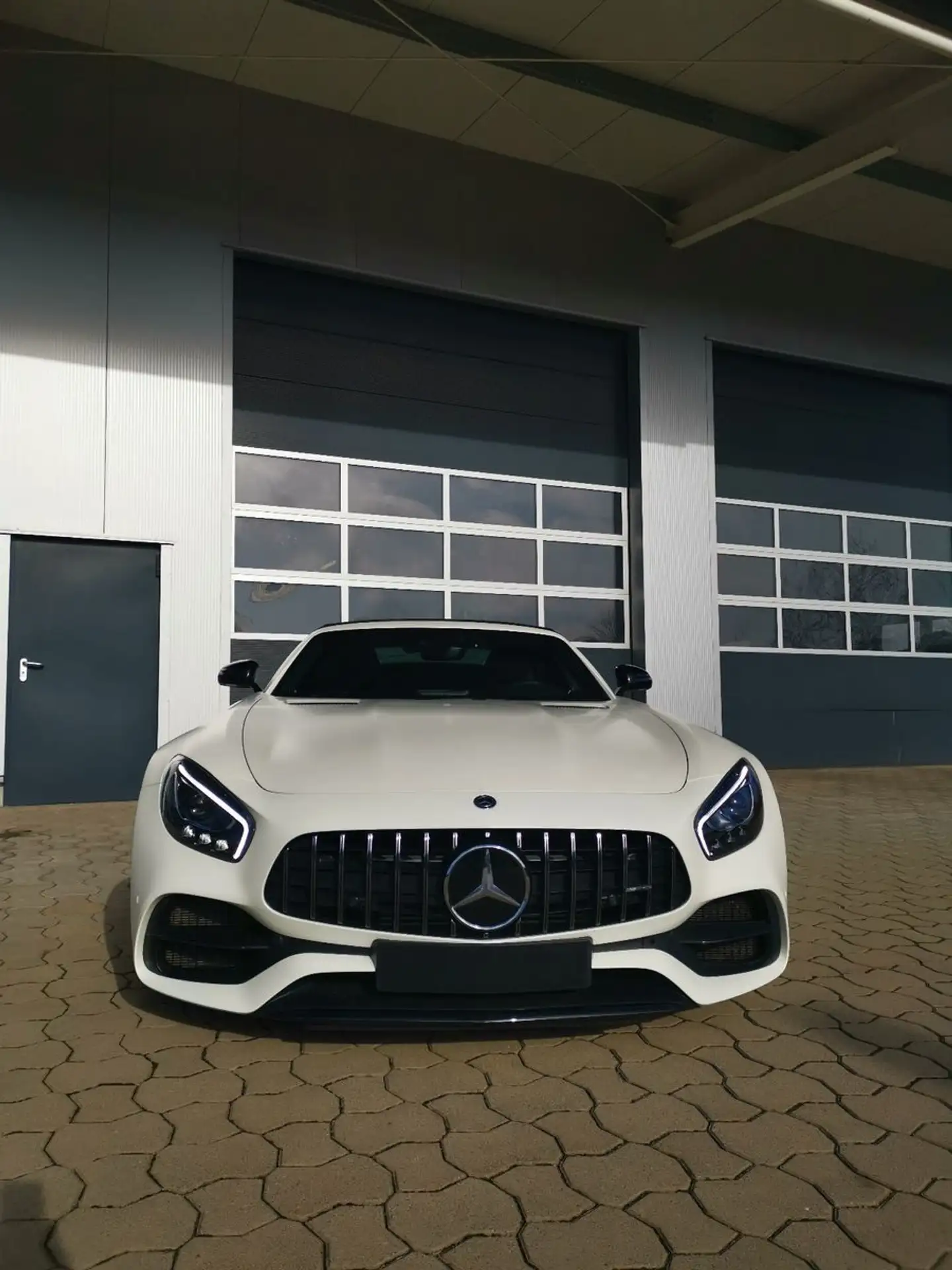 Mercedes-Benz - AMG GT