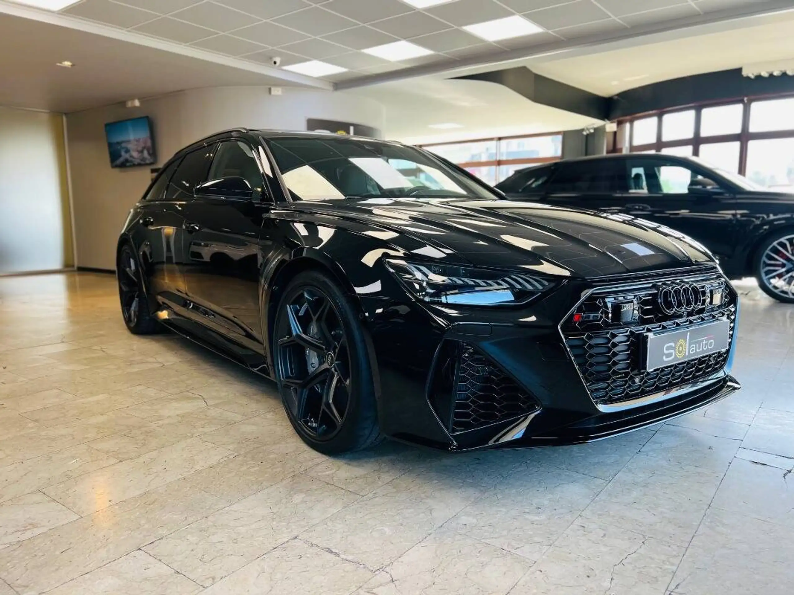 Audi - RS6