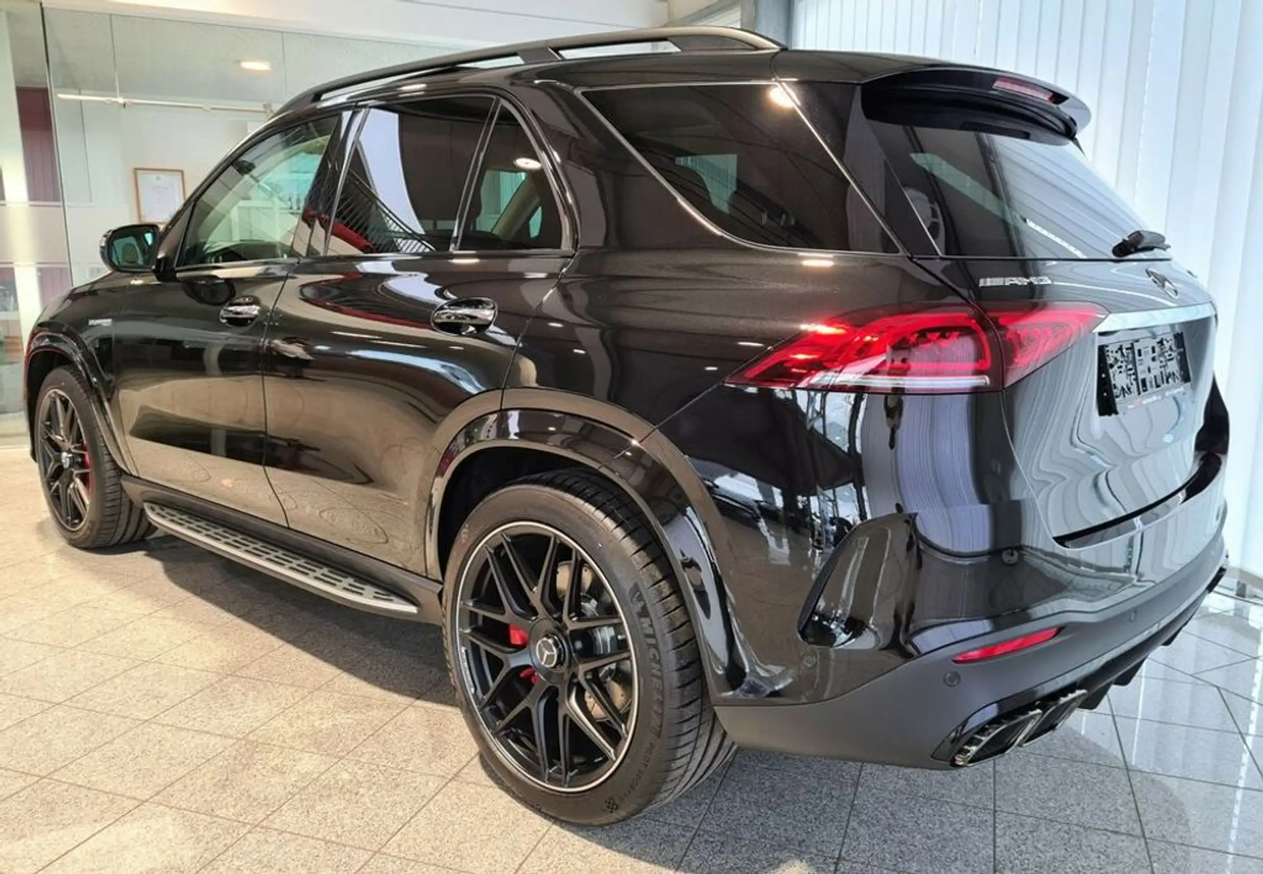 Mercedes-Benz - GLE 63 AMG