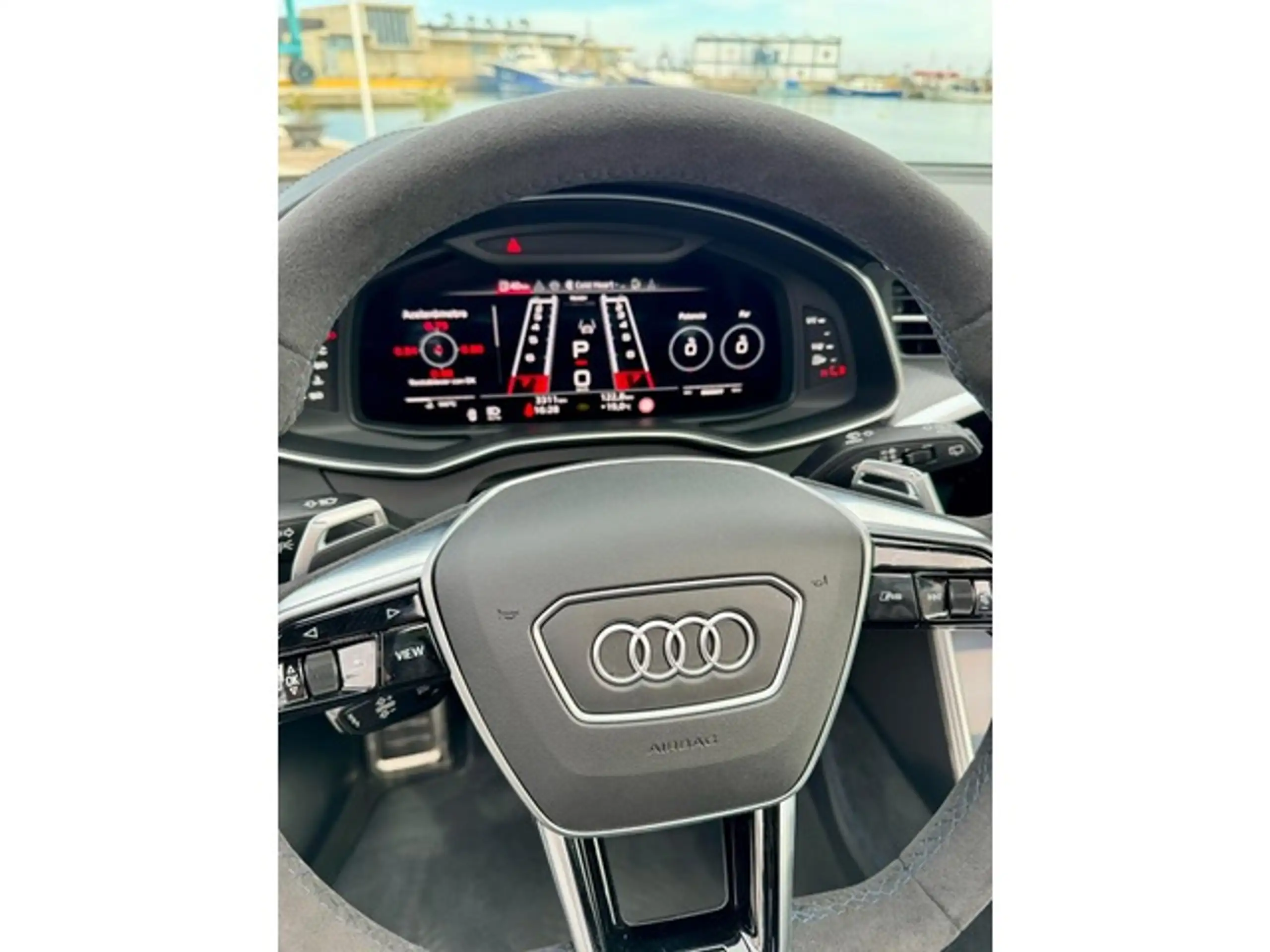 Audi - A6