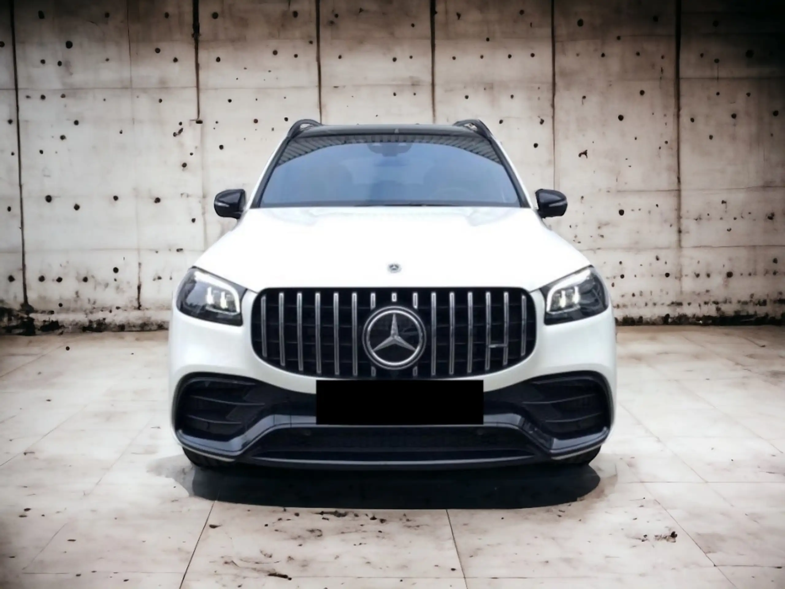 Mercedes-Benz - GLS 63 AMG