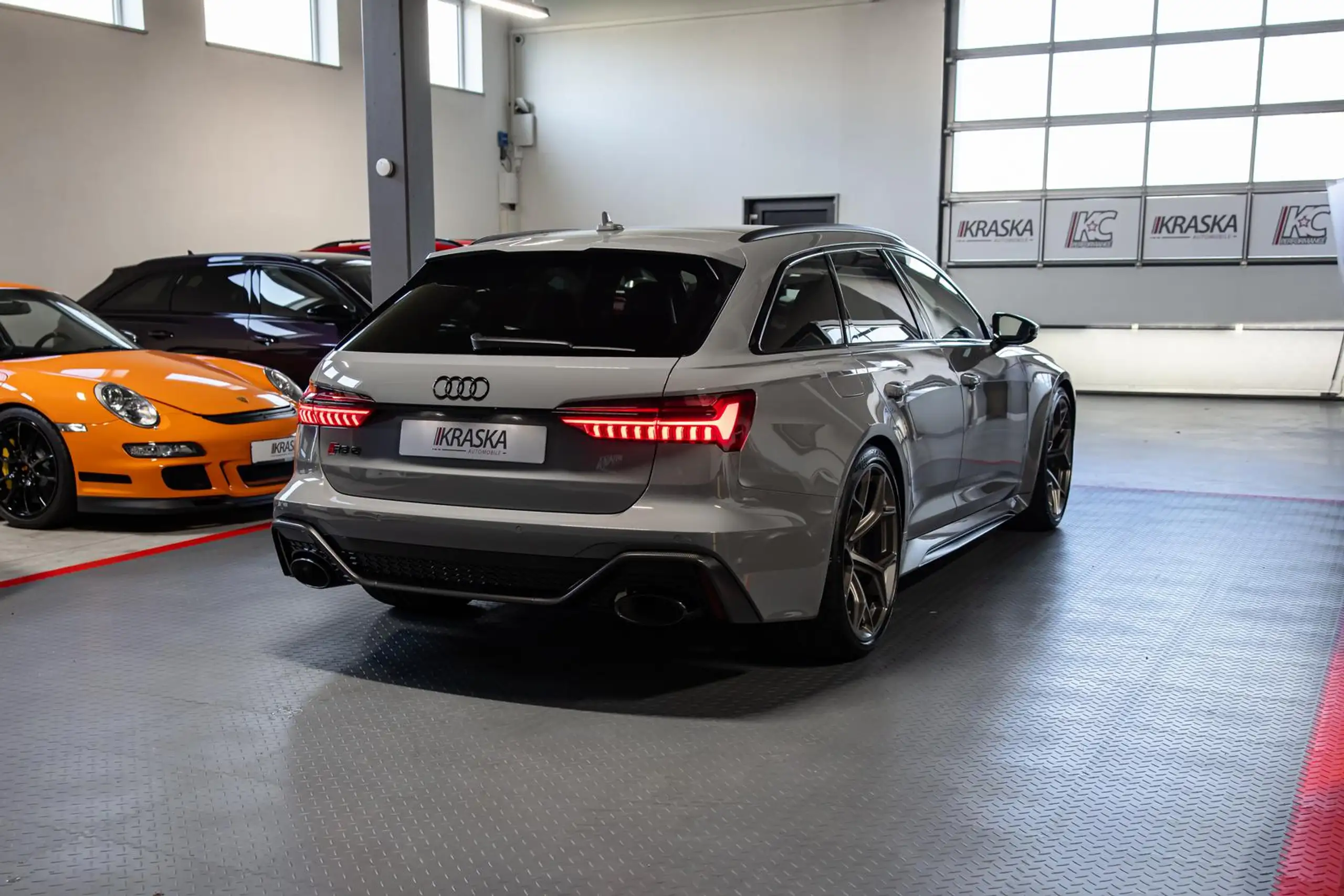 Audi - RS6