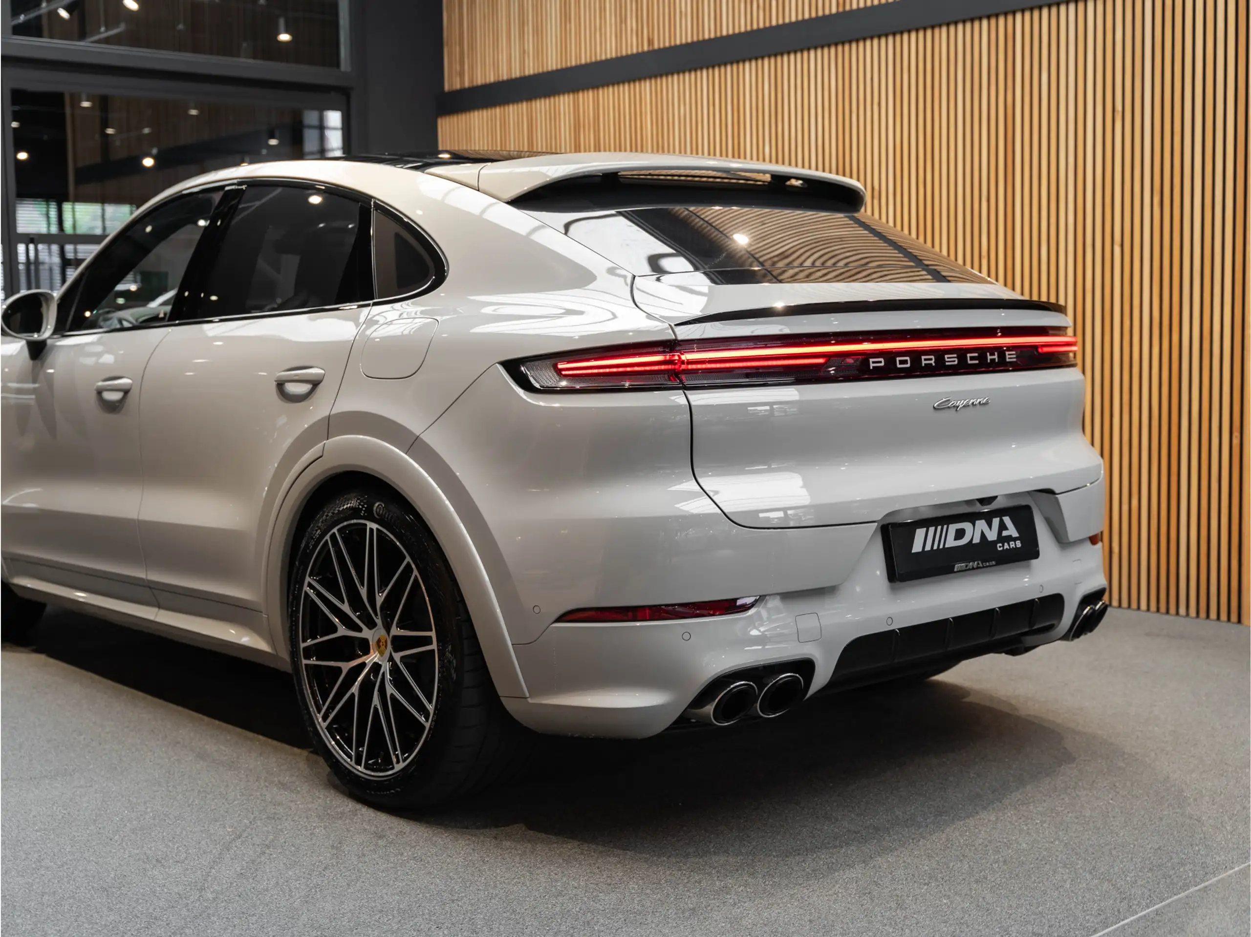 Porsche - Cayenne