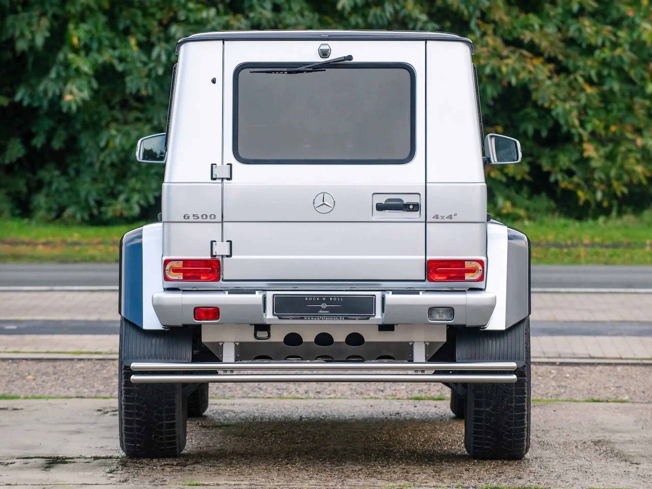 Mercedes-Benz - G 500