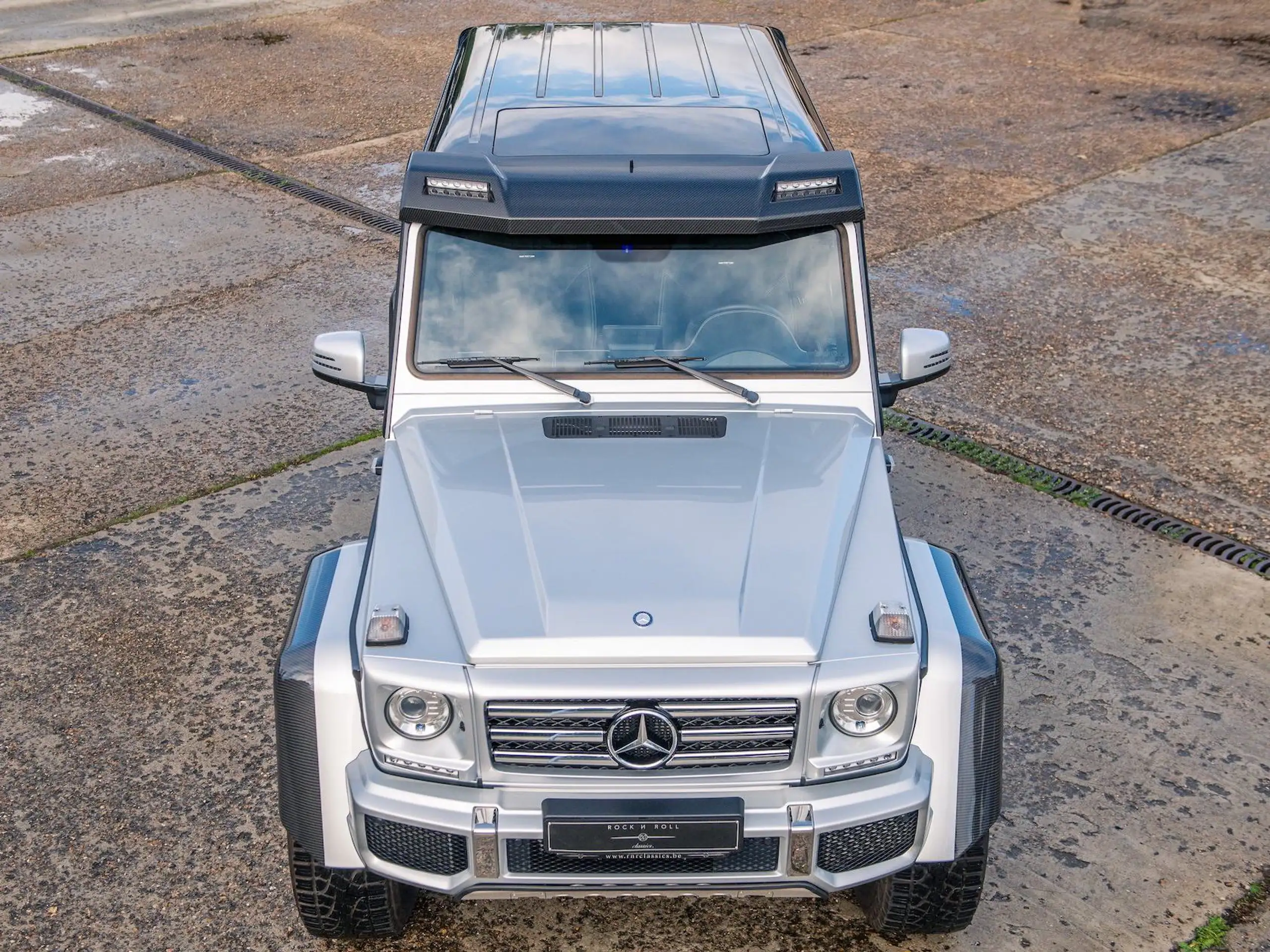 Mercedes-Benz - G 500