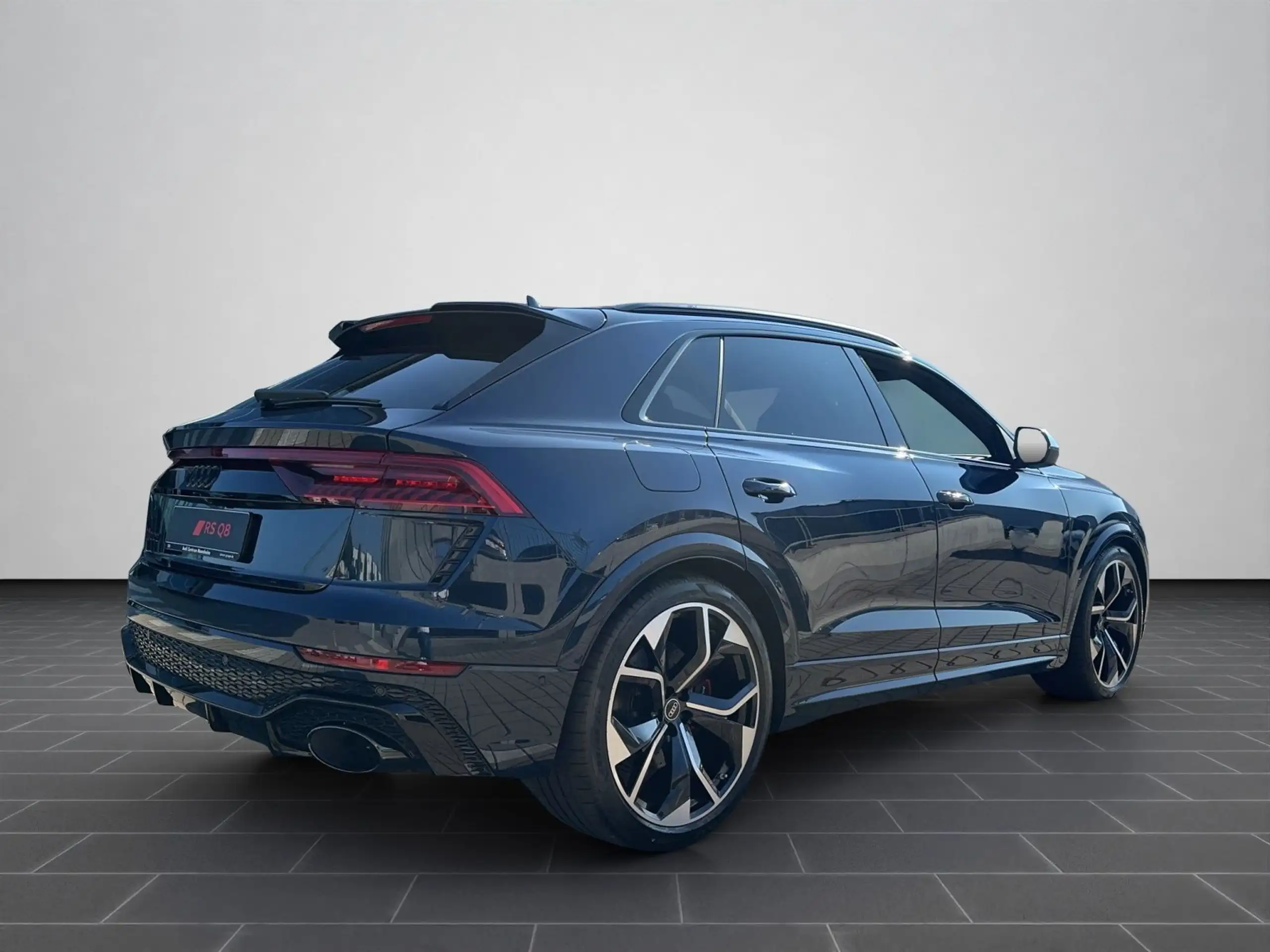 Audi - RS Q8