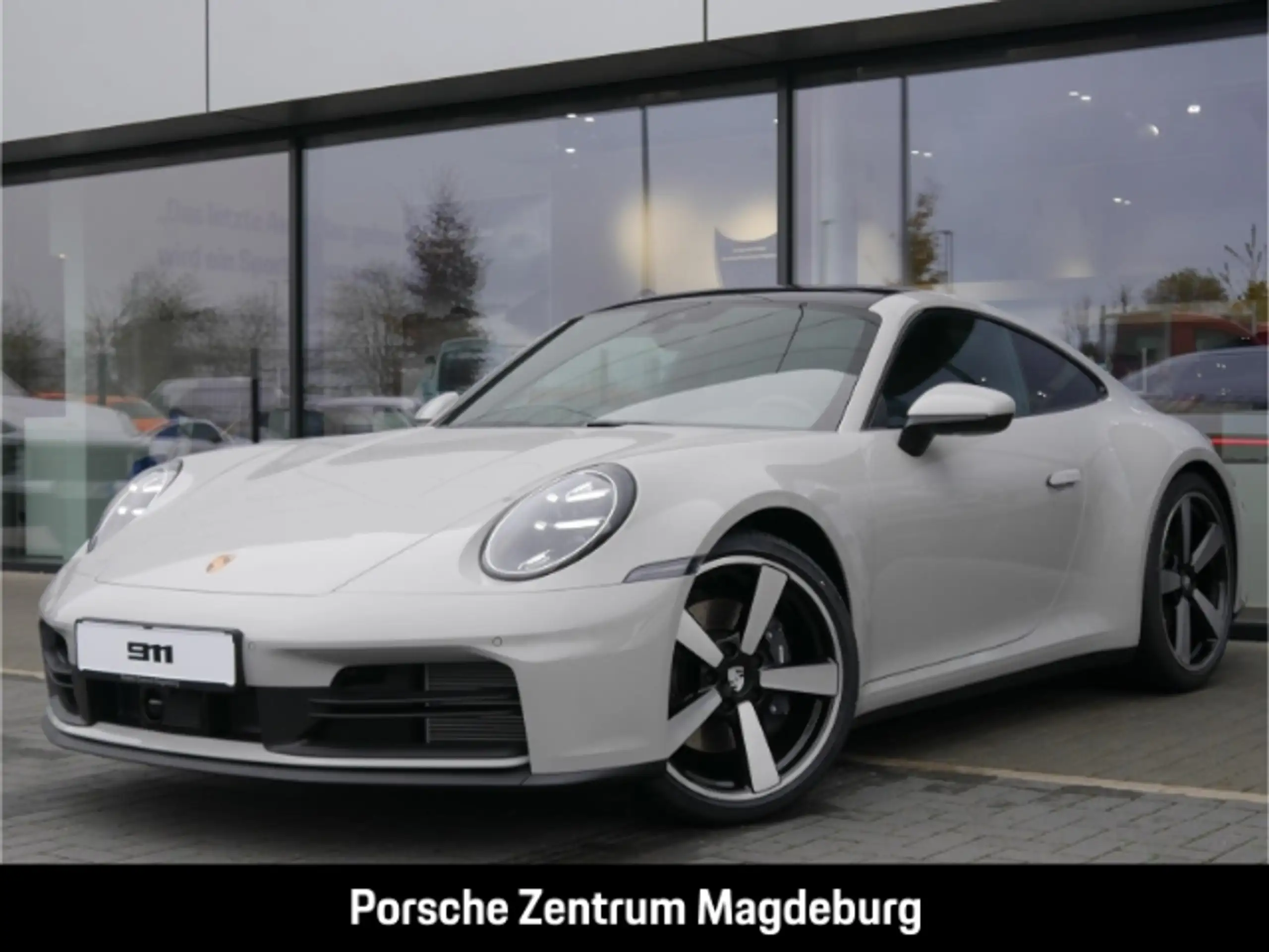 Porsche 992 2024