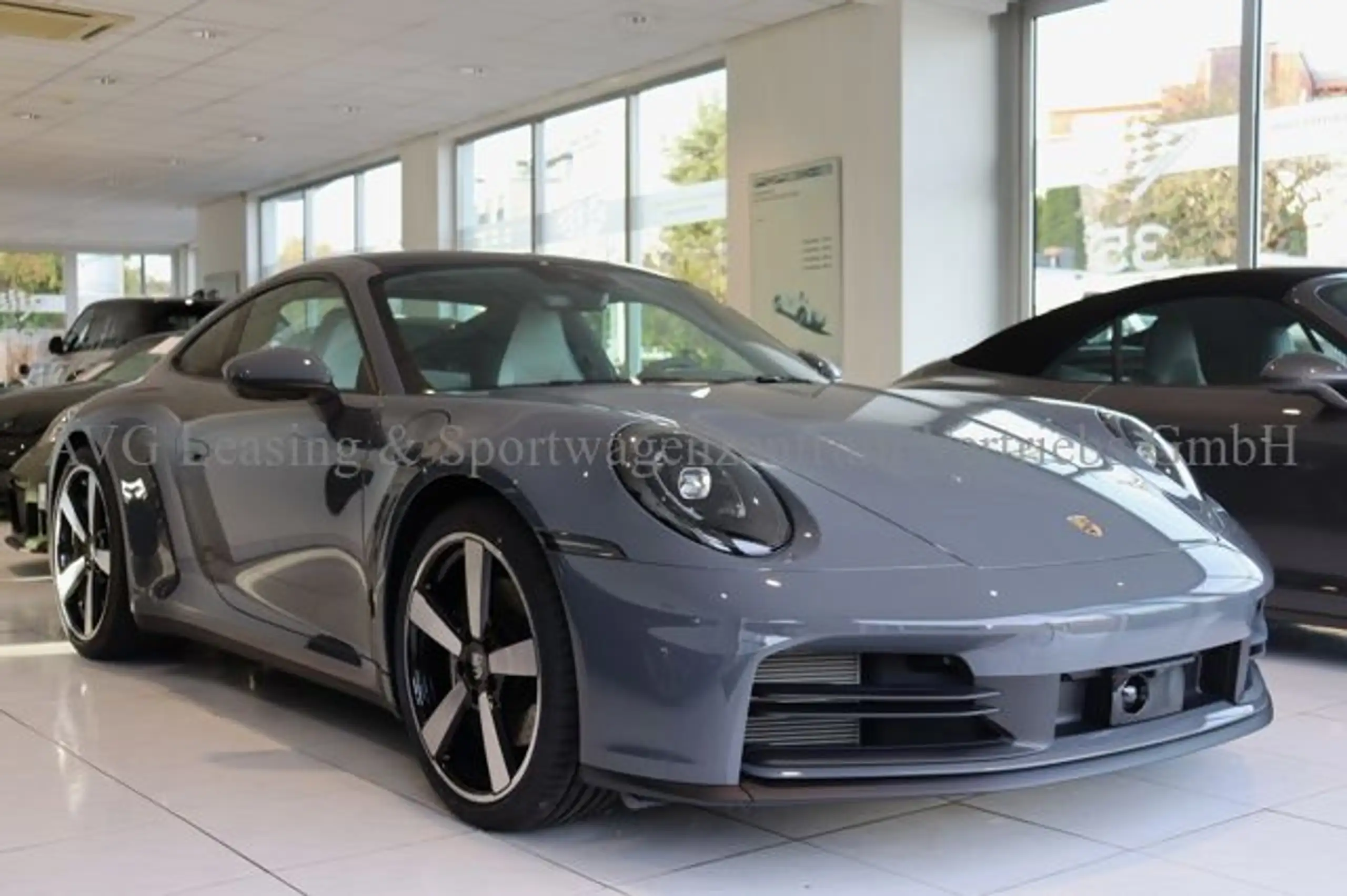 Porsche 992 2024