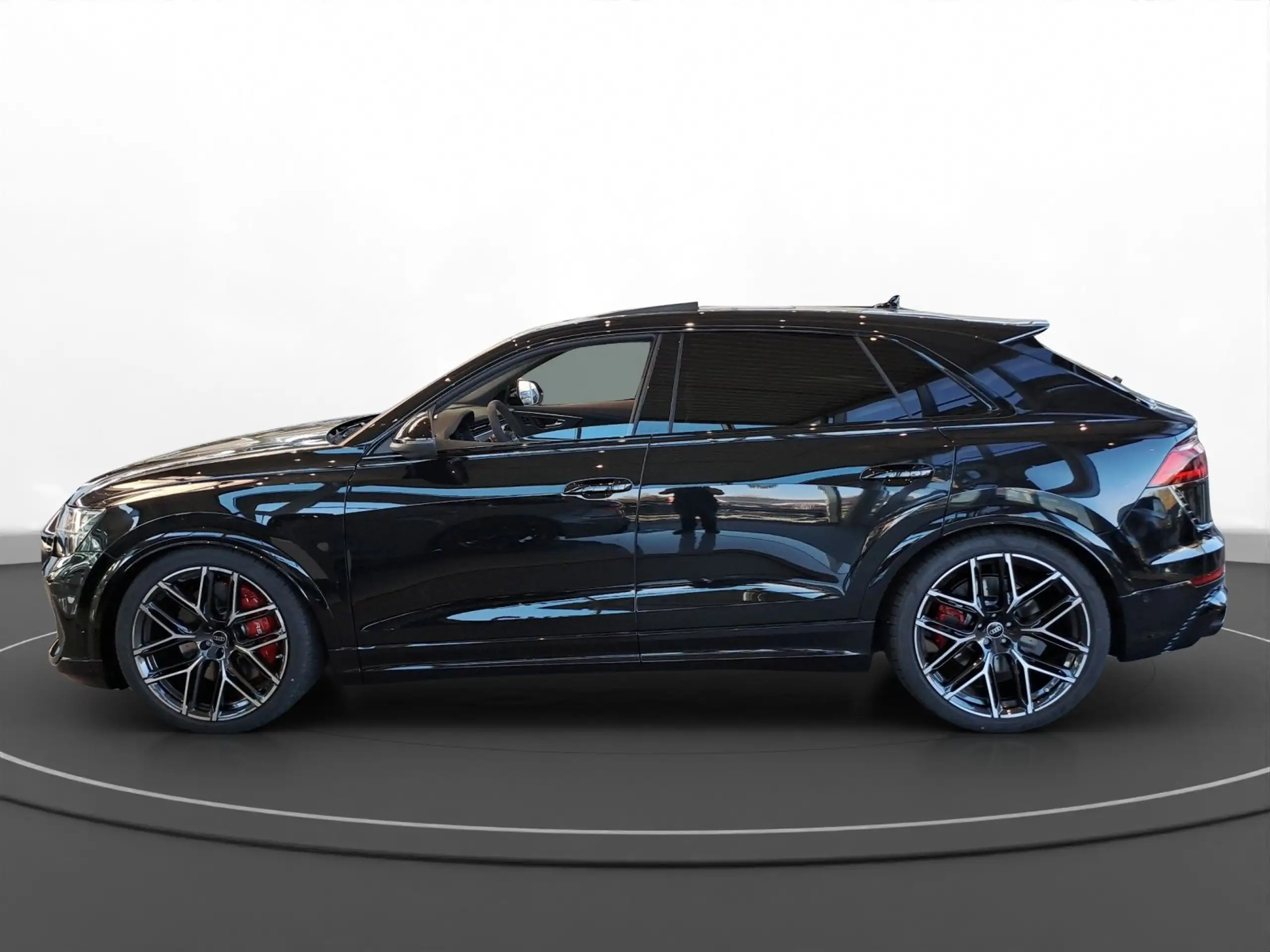 Audi - RS Q8