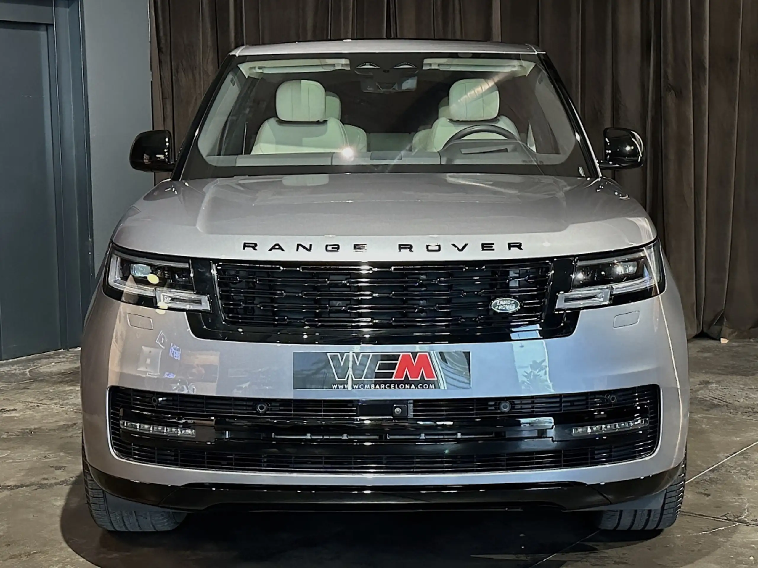 Land Rover - Range Rover