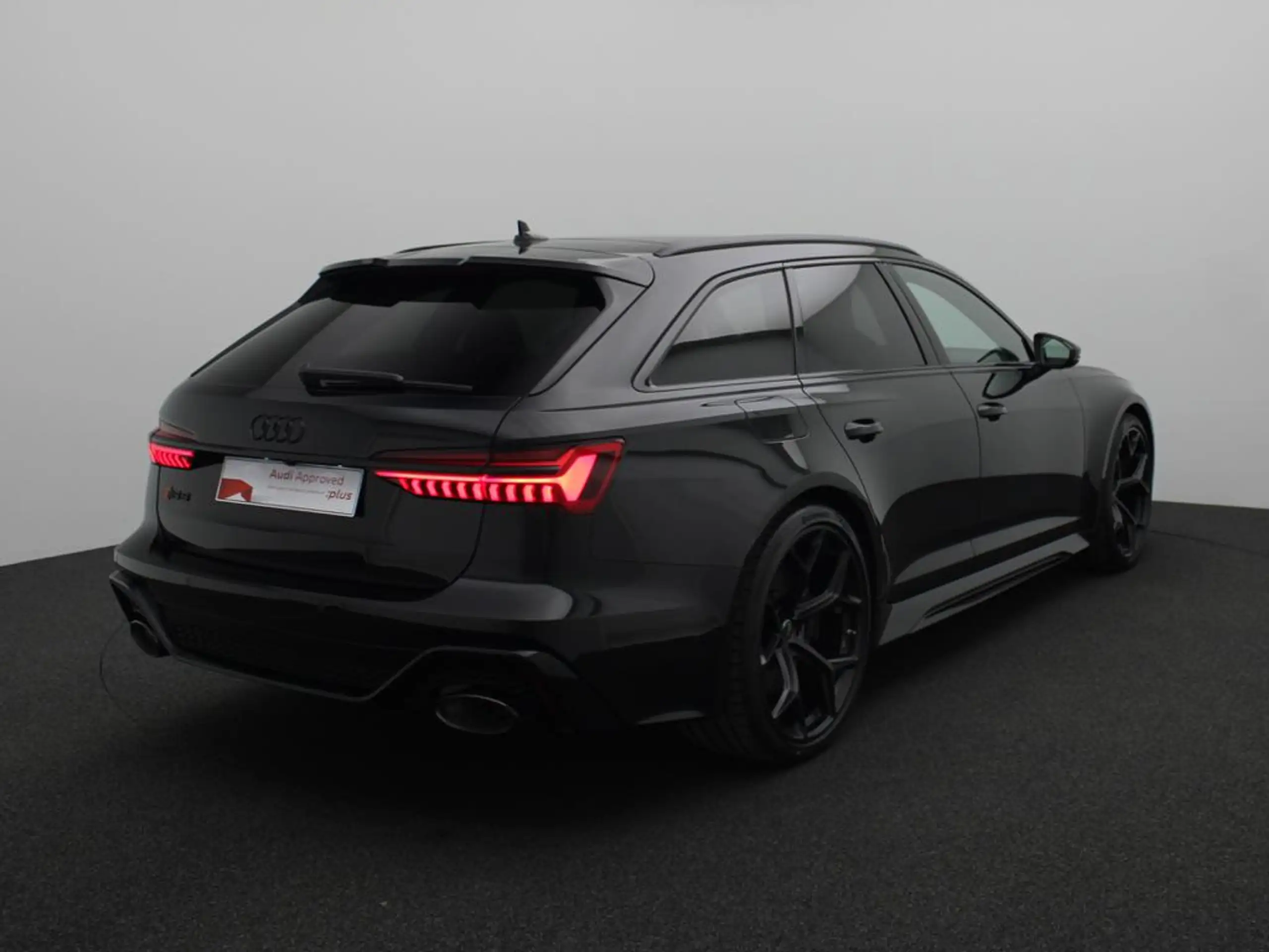 Audi - RS6