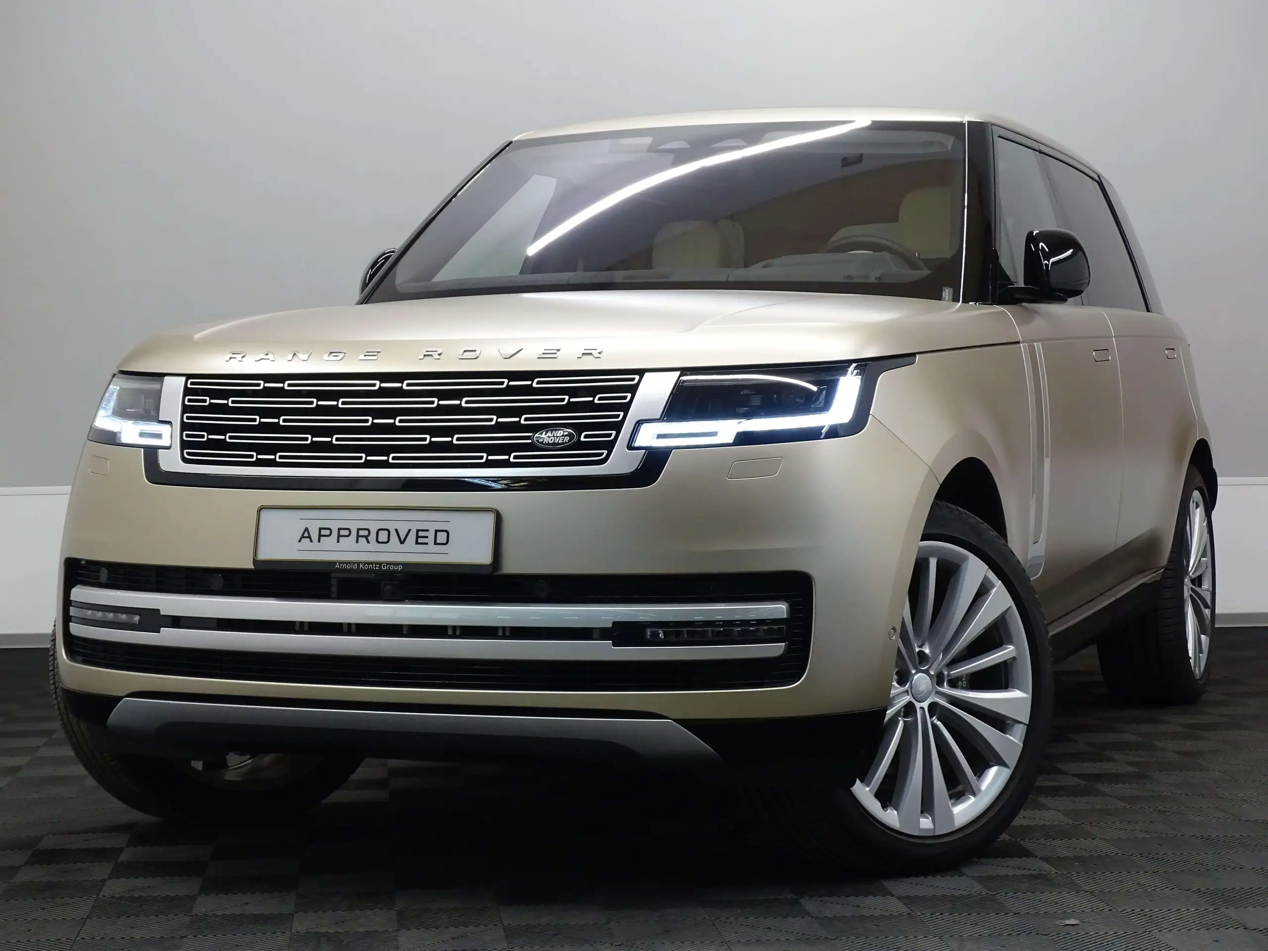 Land Rover - Range Rover