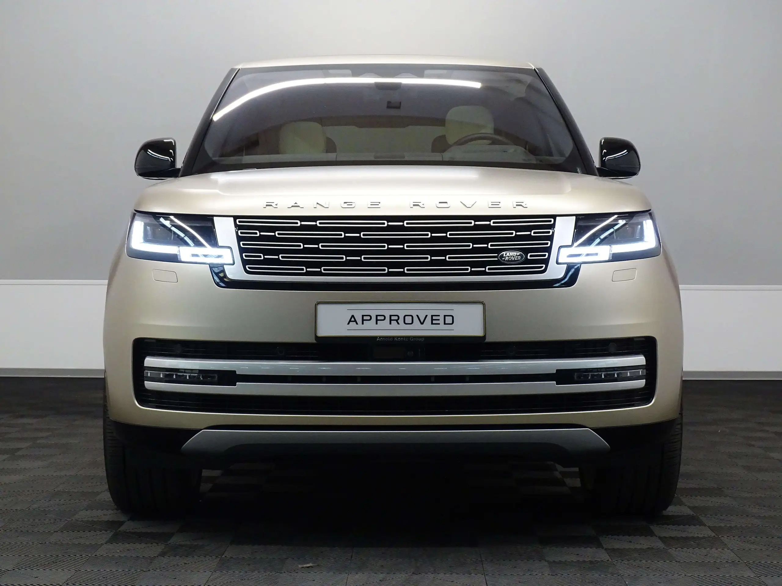 Land Rover - Range Rover