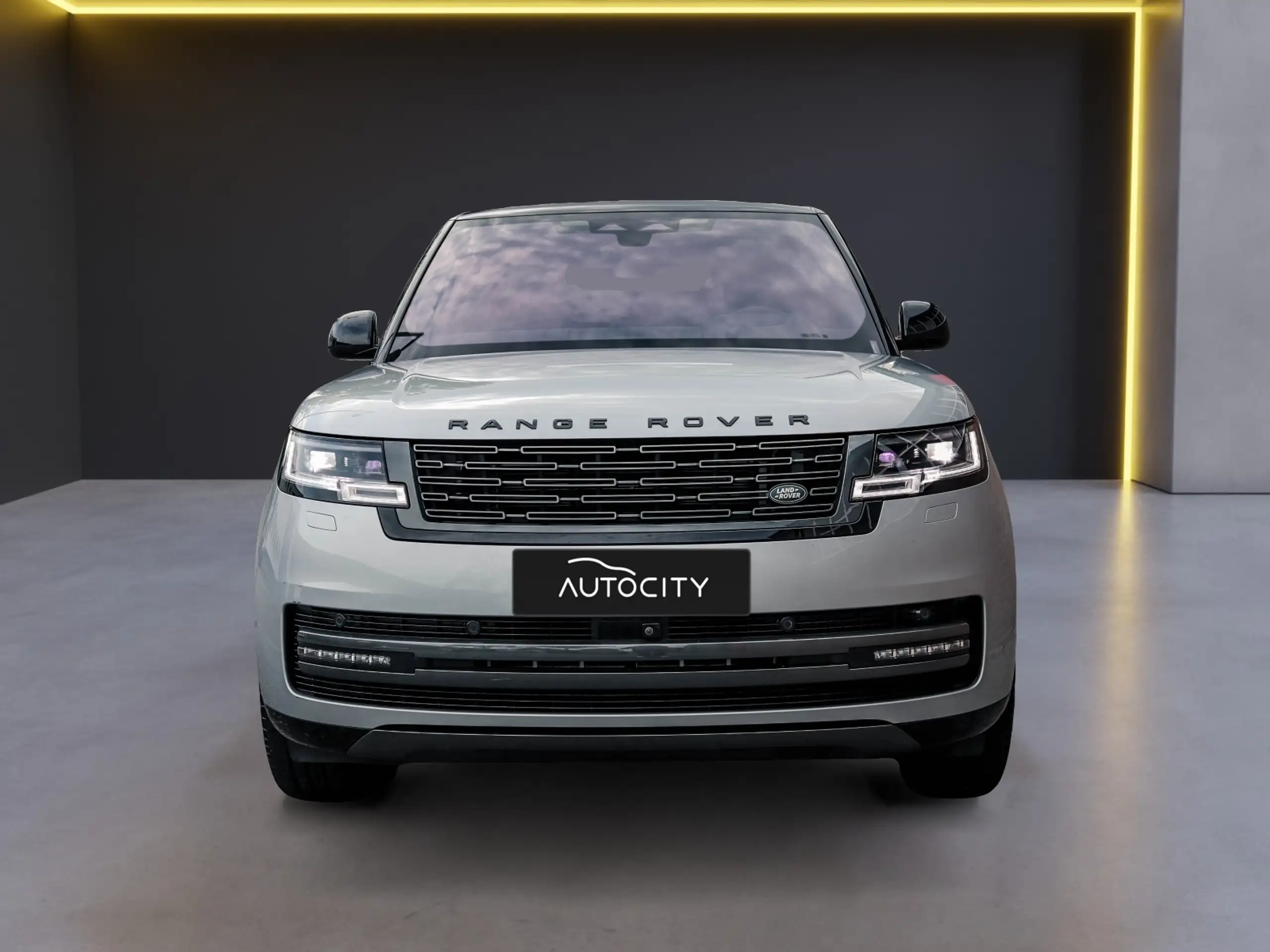 Land Rover - Range Rover