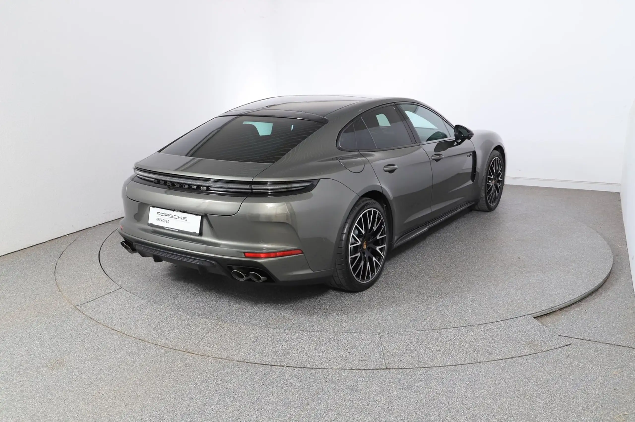 Porsche - Panamera